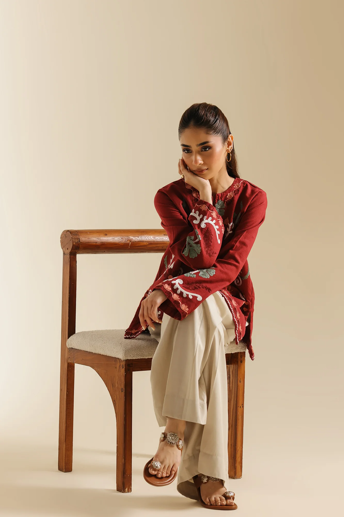 EMBROIDERED KURTI (E0669/119/416) - Image 7