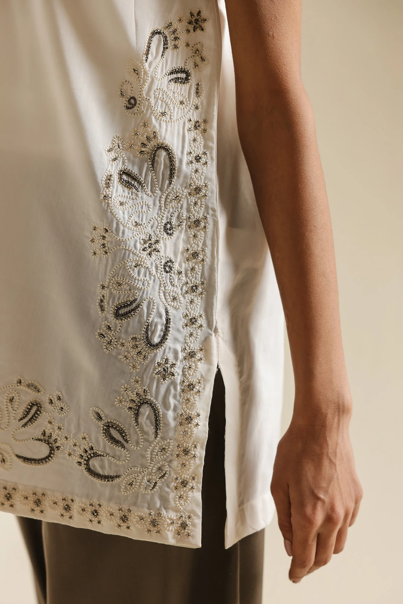 KURTI (E0675/119/002) - Image 6