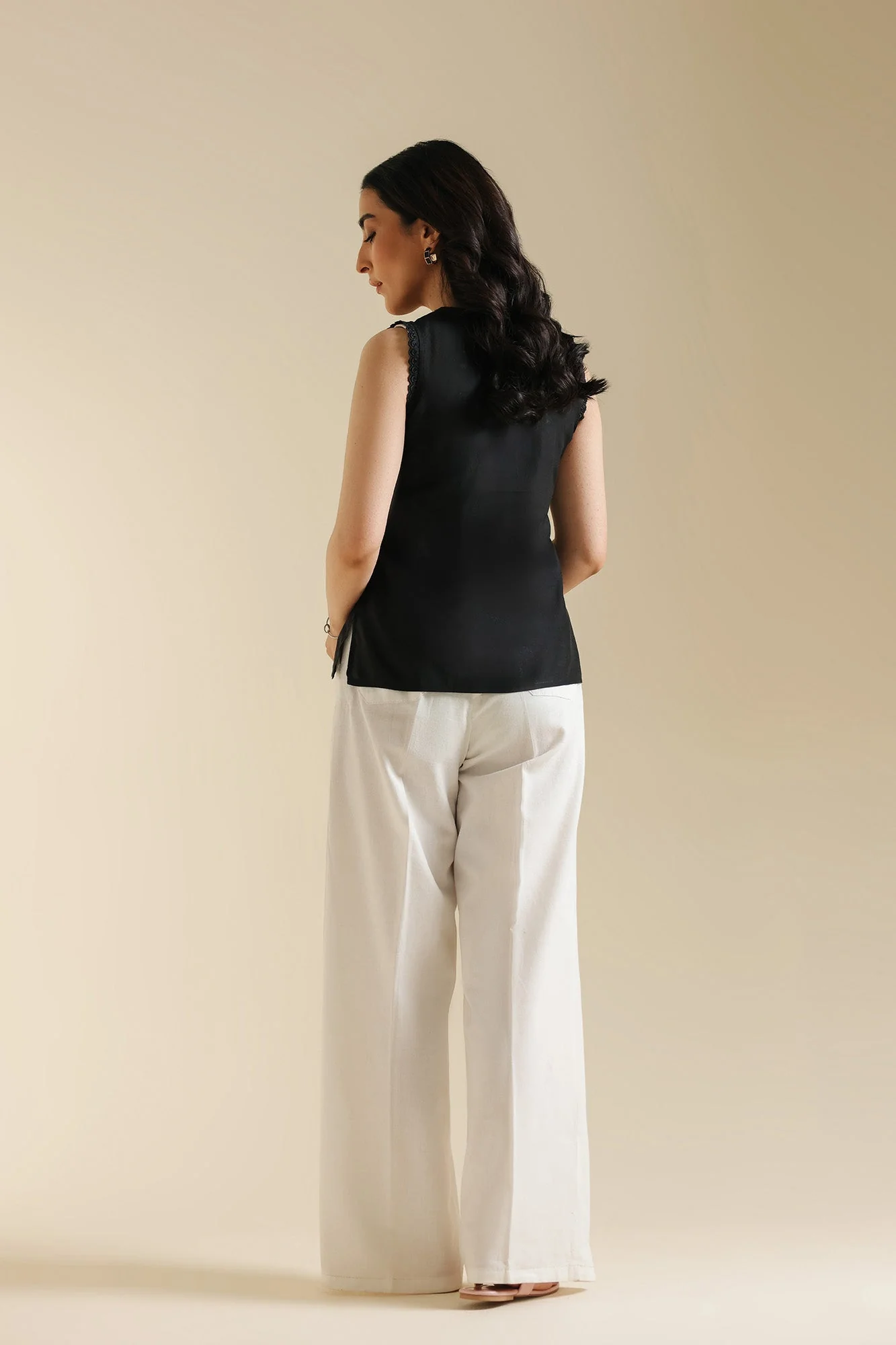 EMBROIDERED KURTI (S1E0469/119/902) - Image 4