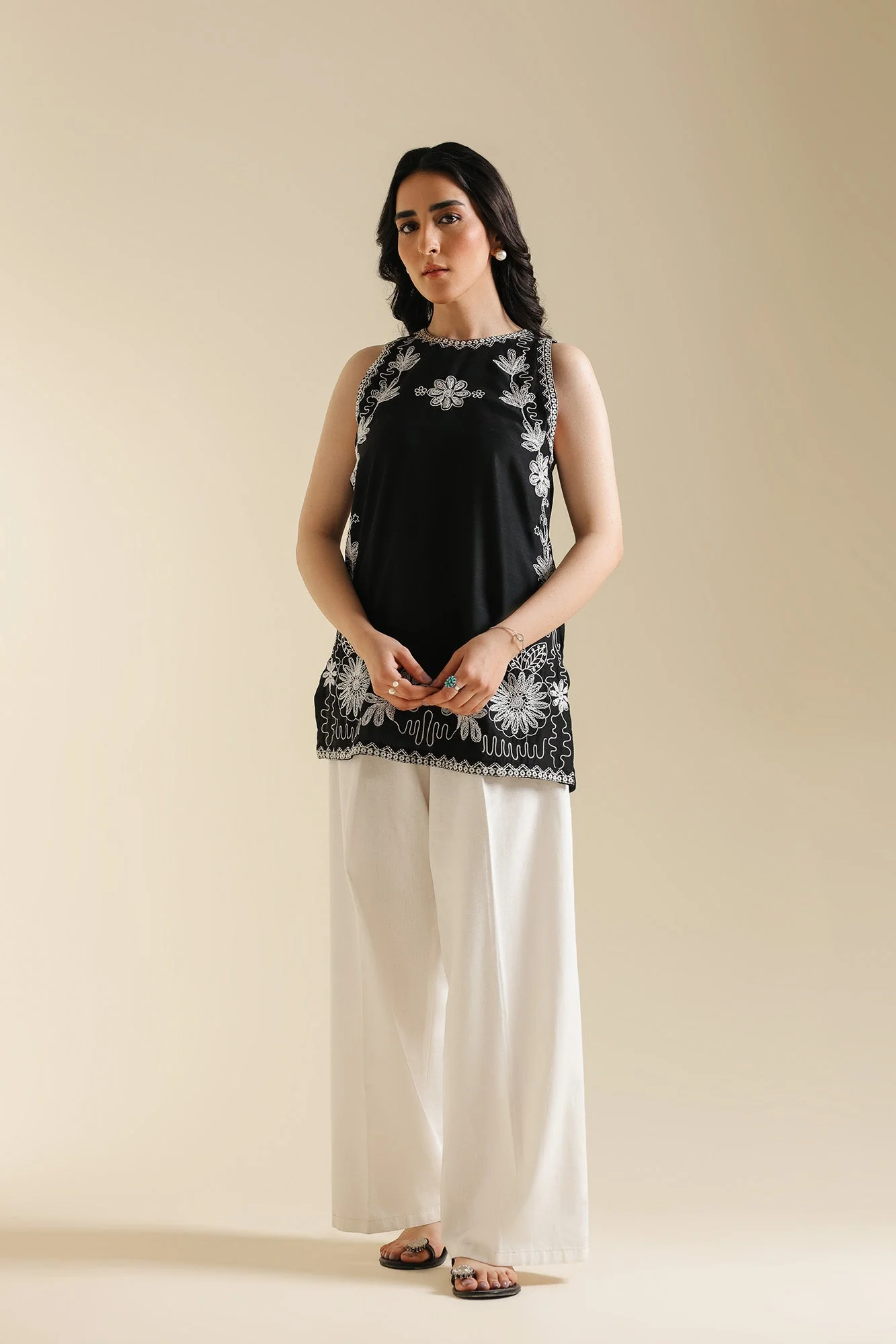 EMBROIDERED KURTI (S1E0471/119/902) - Image 6