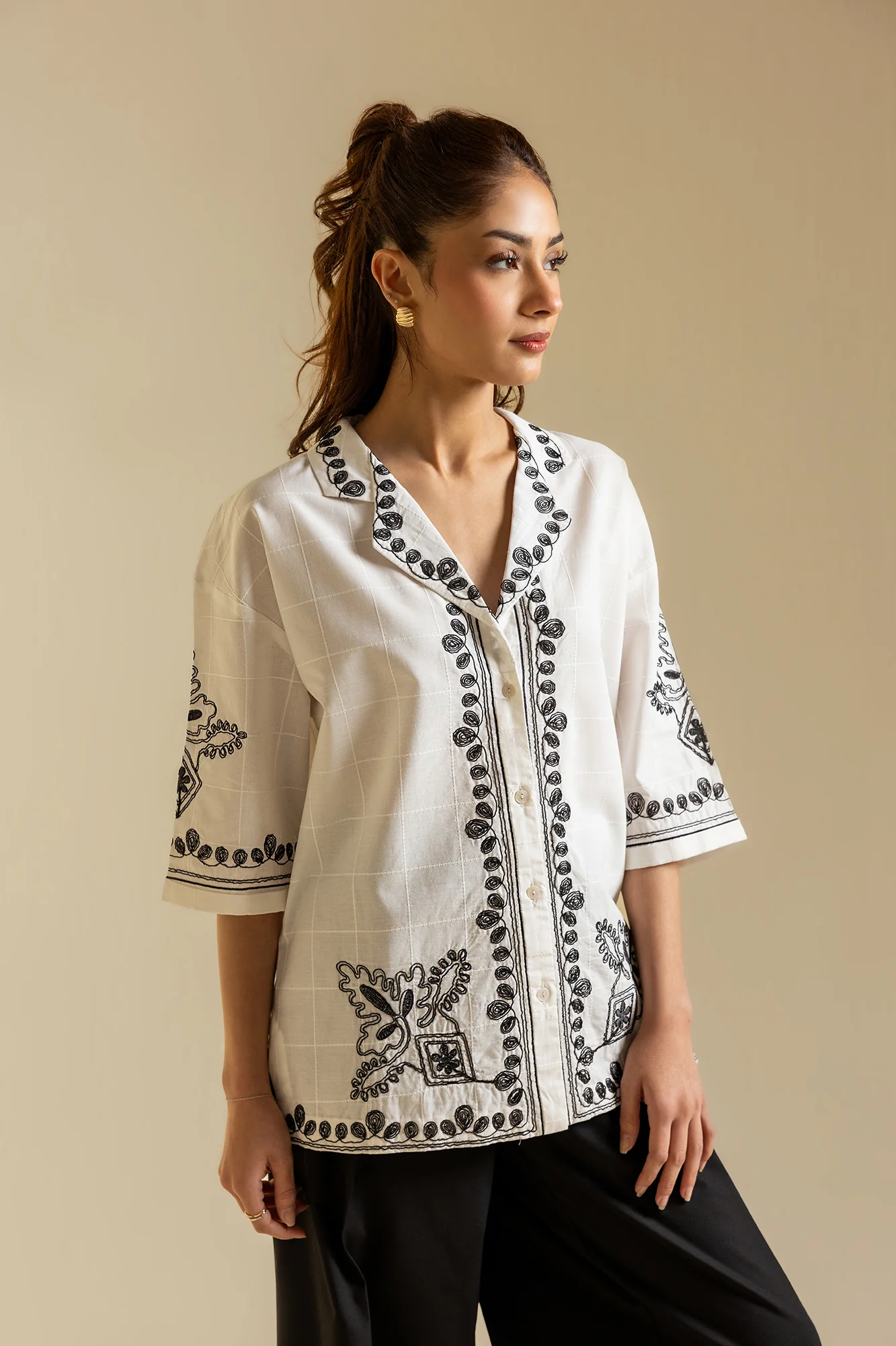 EMBROIDERED KURTI (S2E0489/119/002) - Image 11