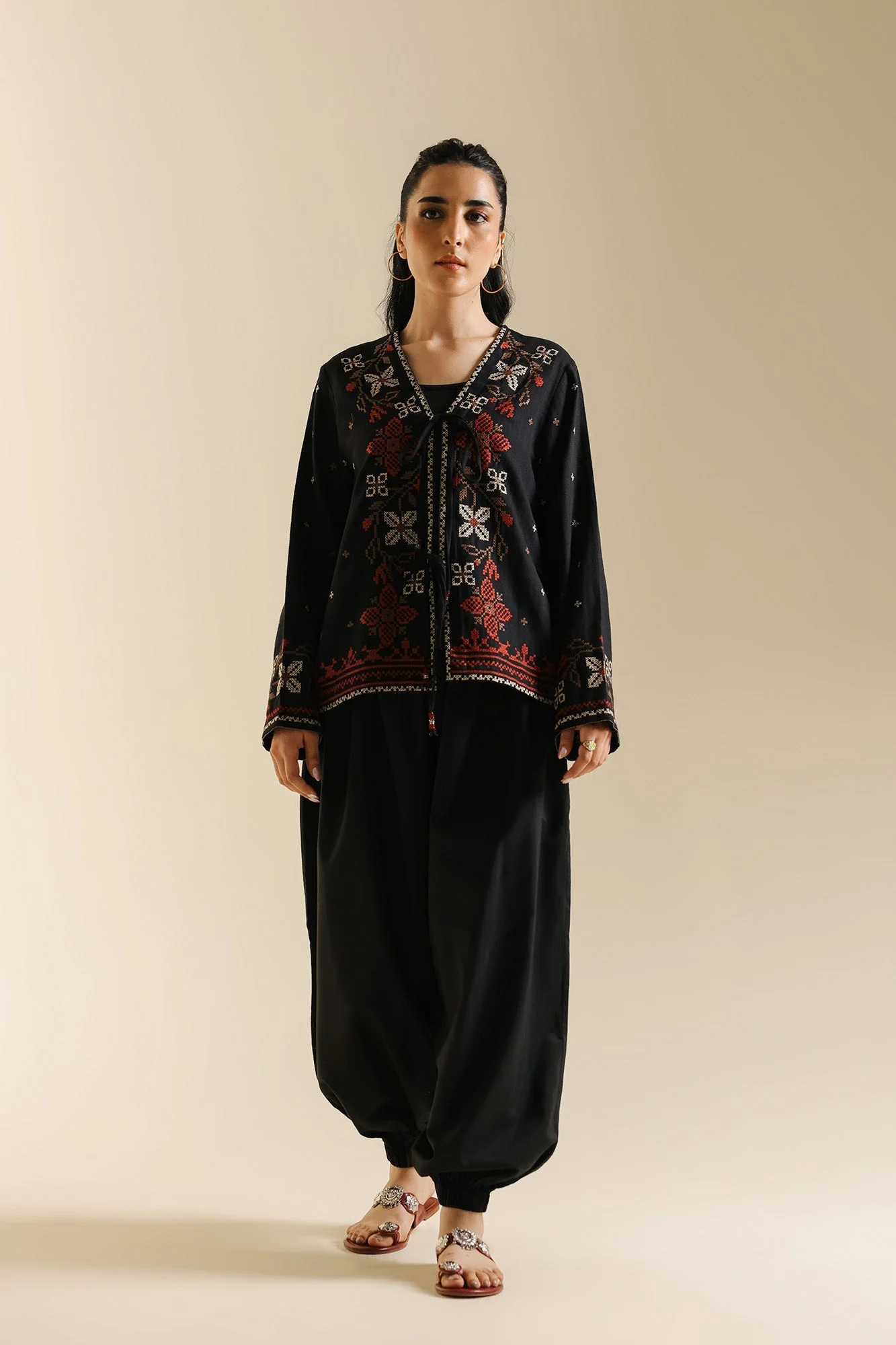 TOP (E0657/119/902) - Image 2
