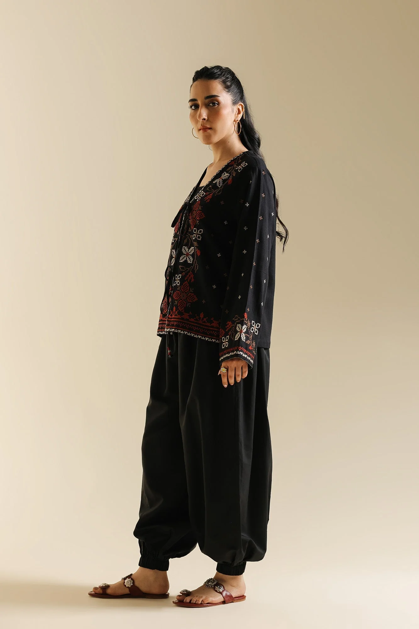 TOP (E0657/119/902) - Image 3