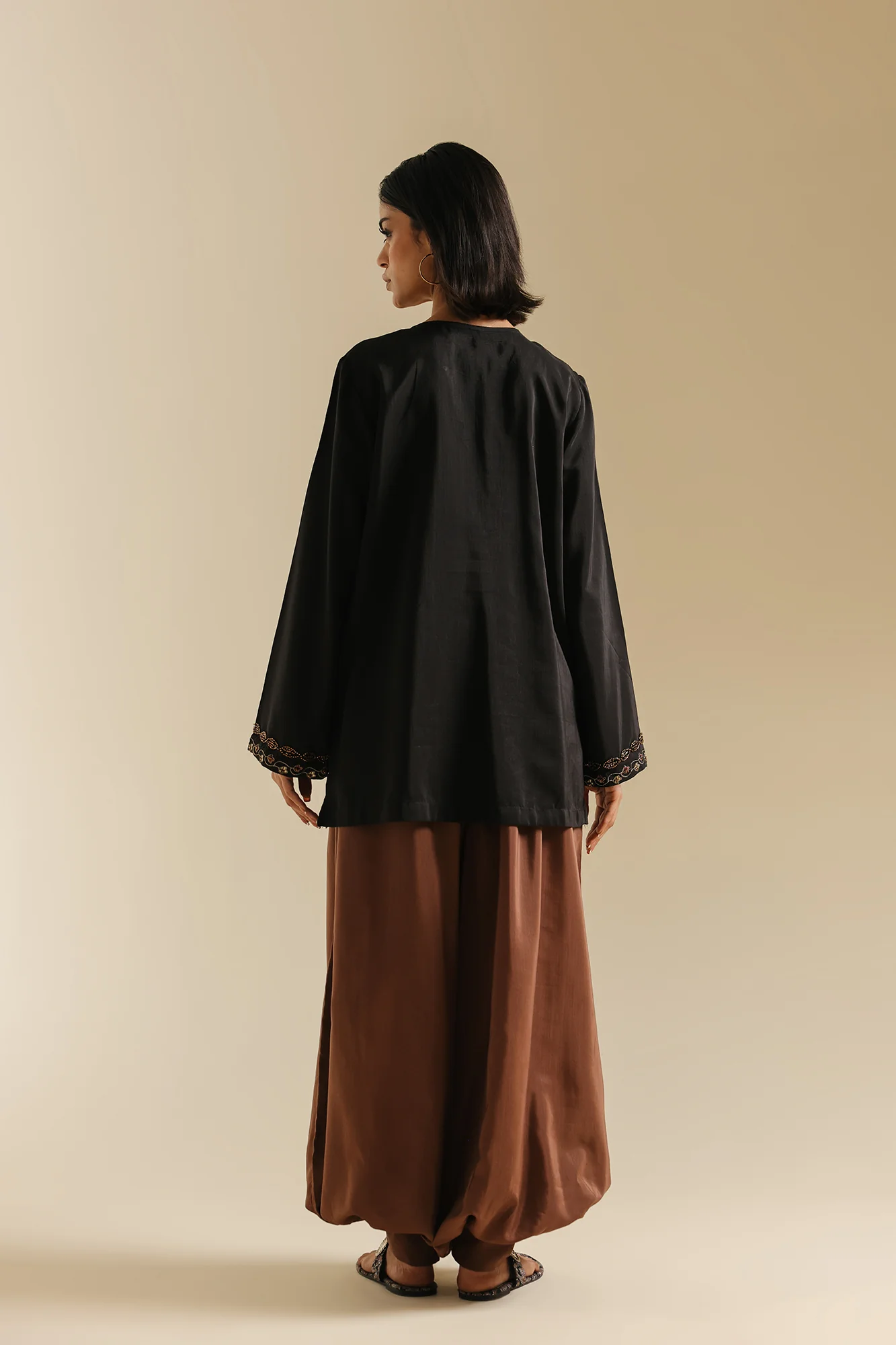 EMBROIDERED KURTI (E0746/119/902) - Image 4