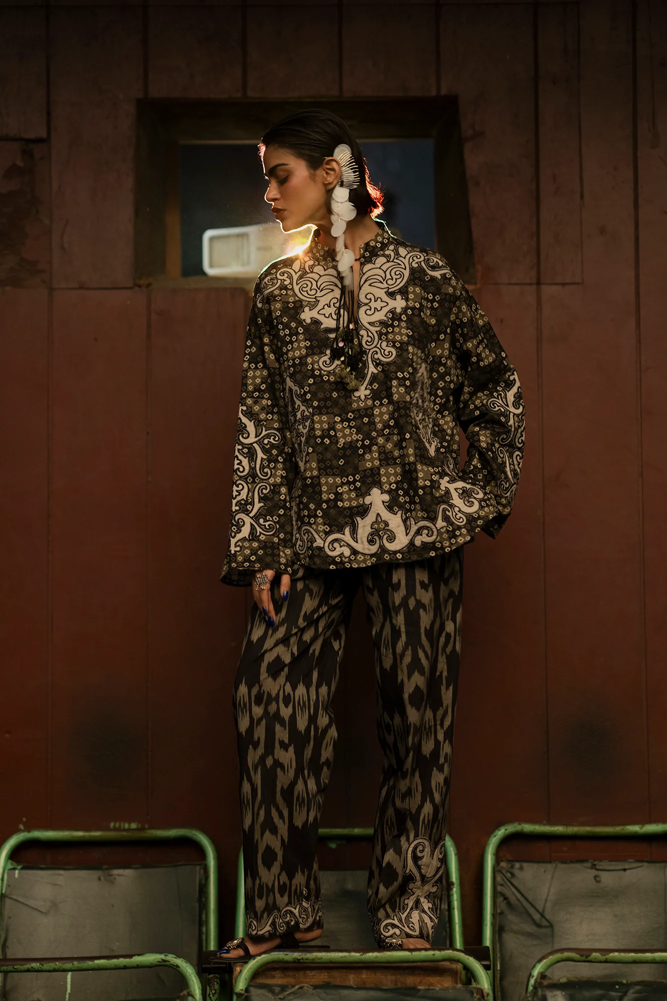 EMBROIDERED SUIT (E0602/119/901) - Image 4