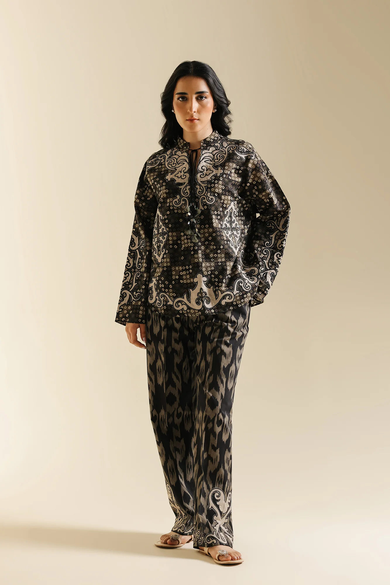 EMBROIDERED SUIT (E0602/119/901) - Image 5