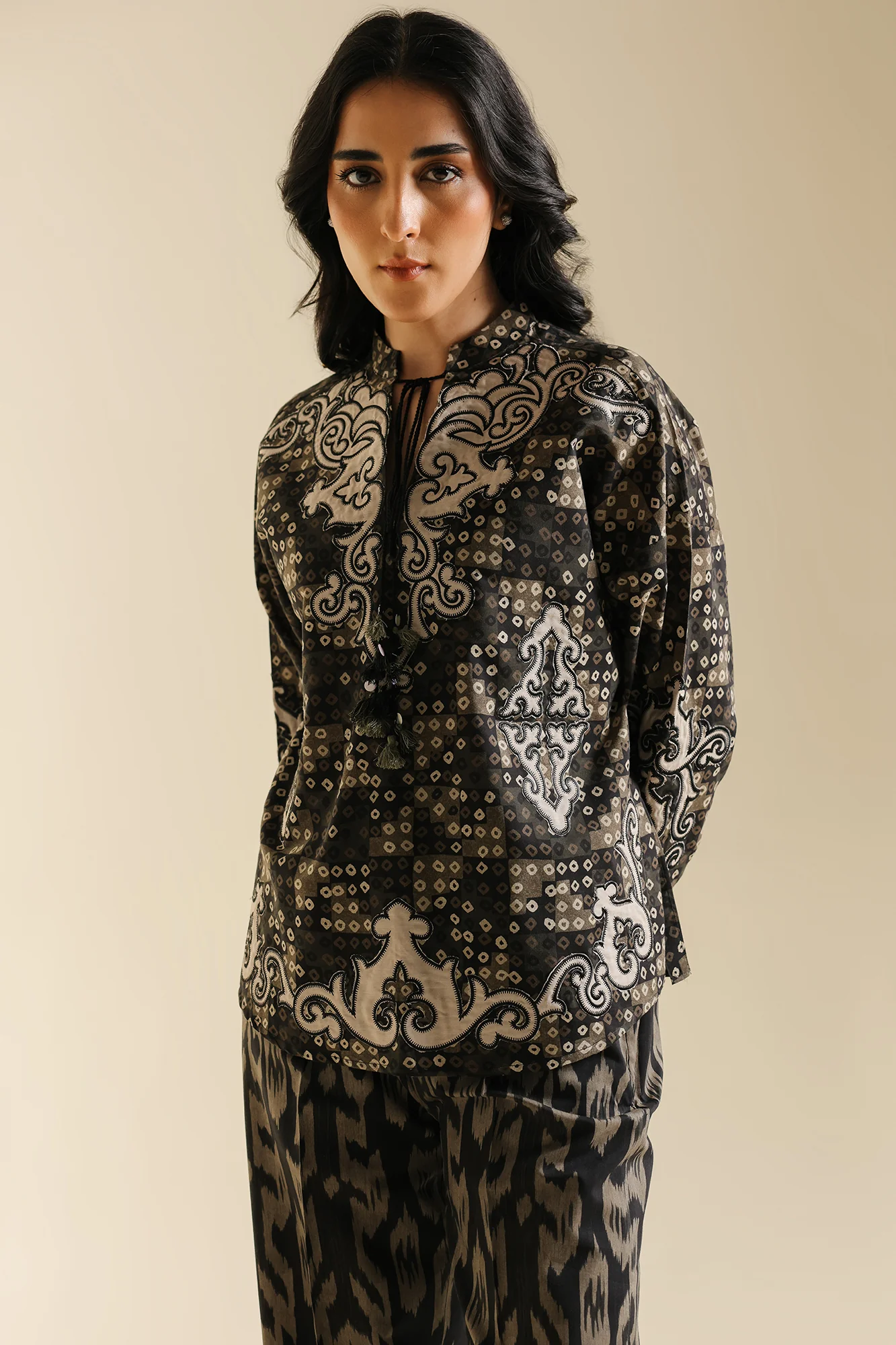 EMBROIDERED SUIT (E0602/119/901) - Image 8