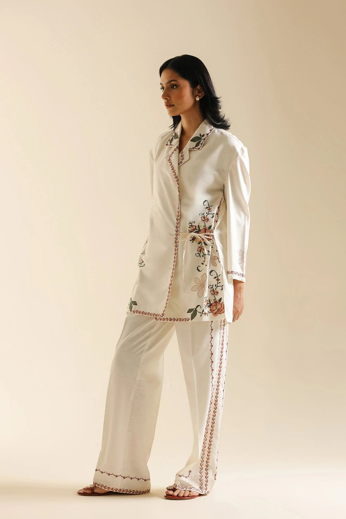 EMBROIDERED SUIT (E0646/119/002) - Image 7
