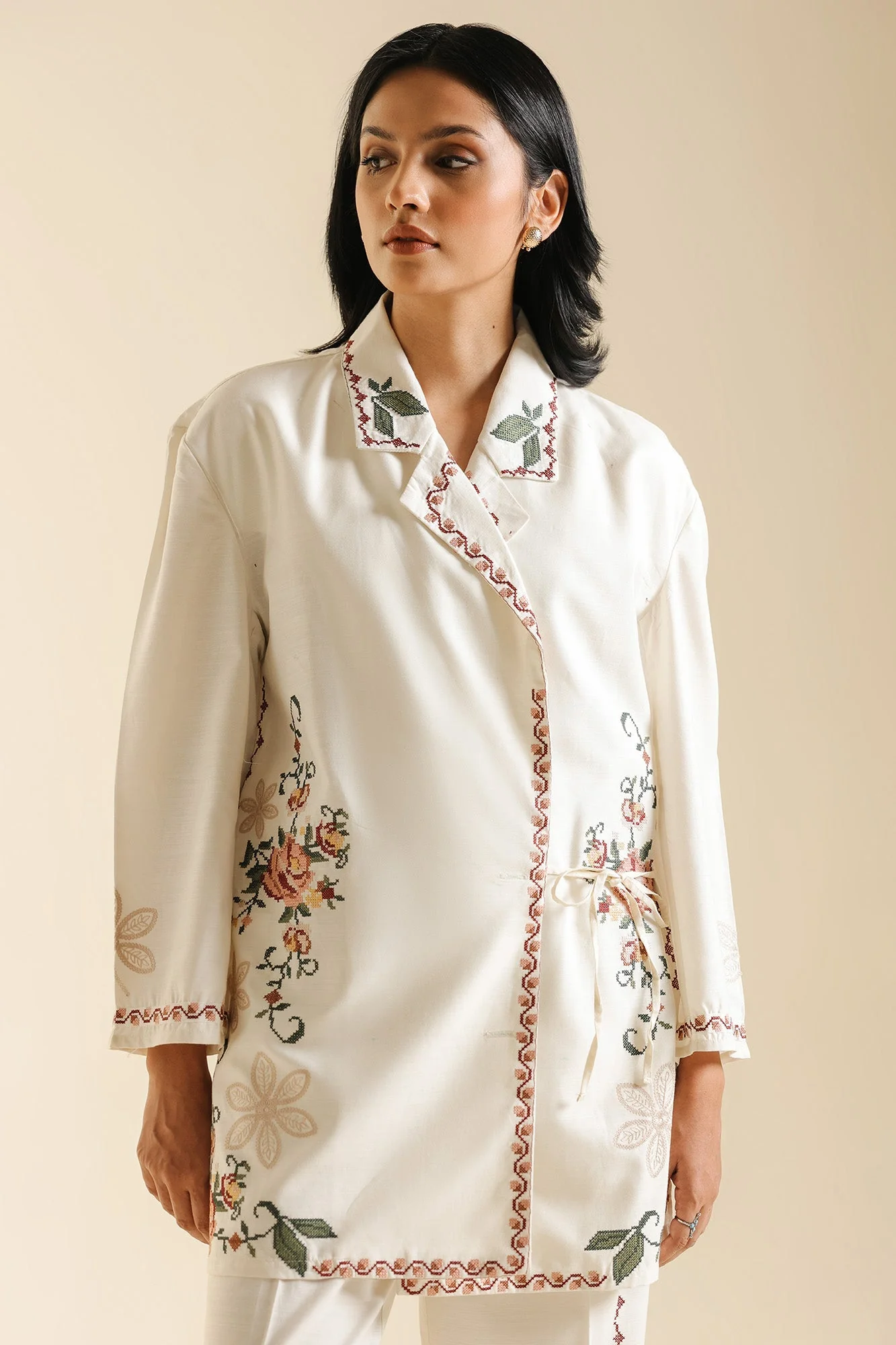 EMBROIDERED SUIT (E0646/119/002) - Image 9
