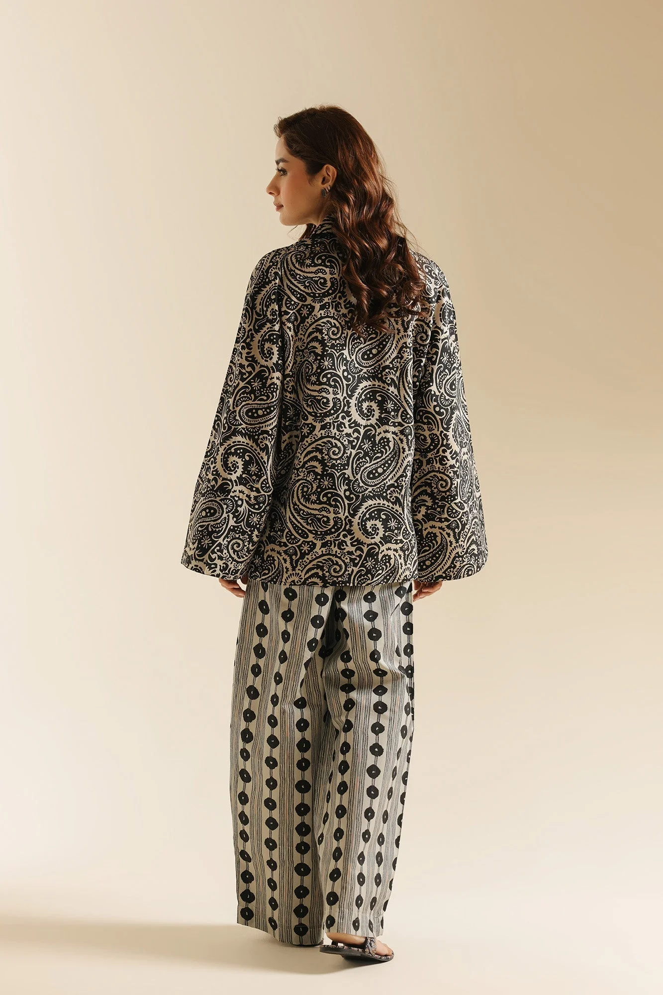 EMBROIDERED SUIT (E0706/119/006) - Image 3