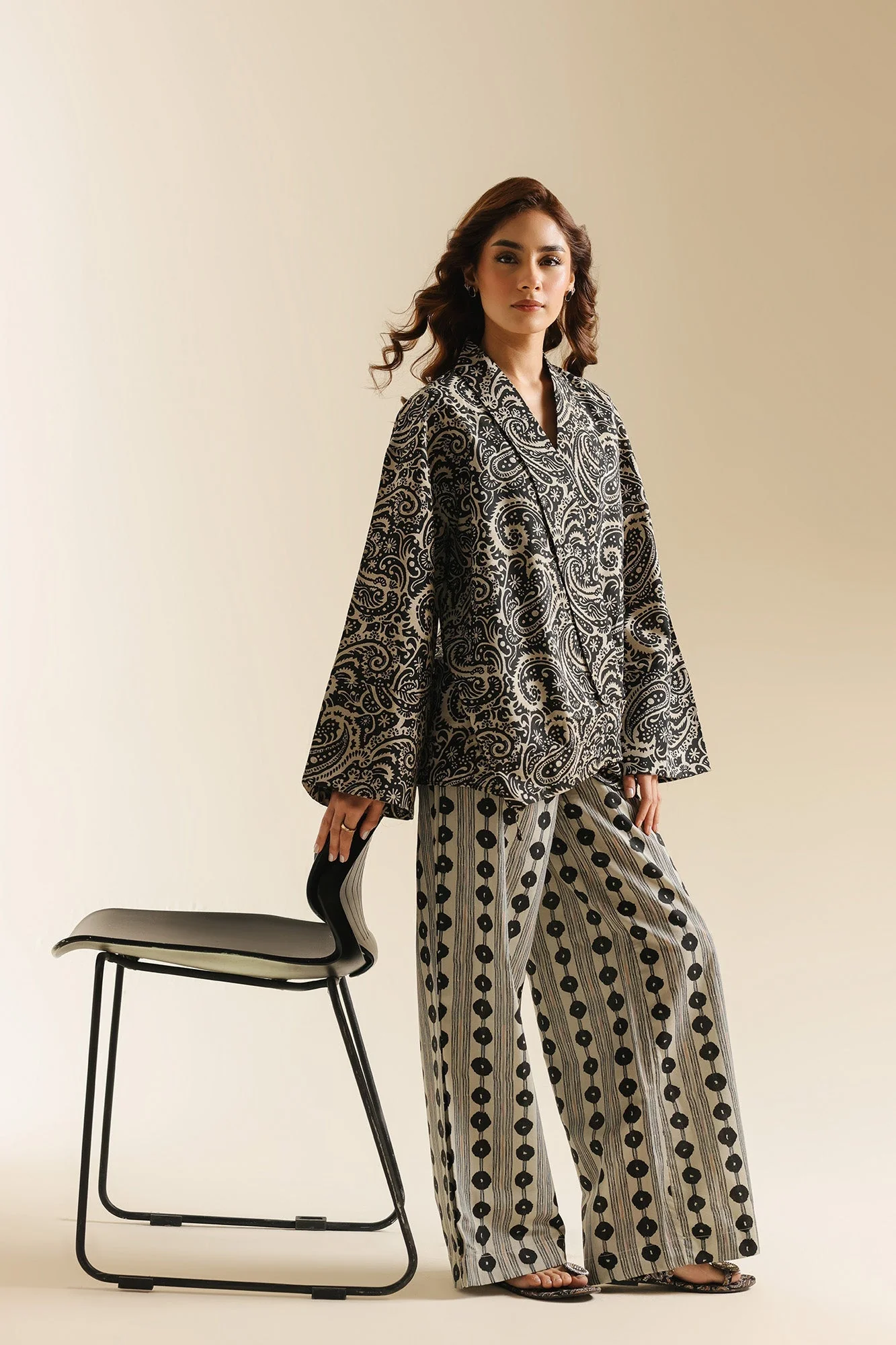 EMBROIDERED SUIT (E0706/119/006) - Image 5