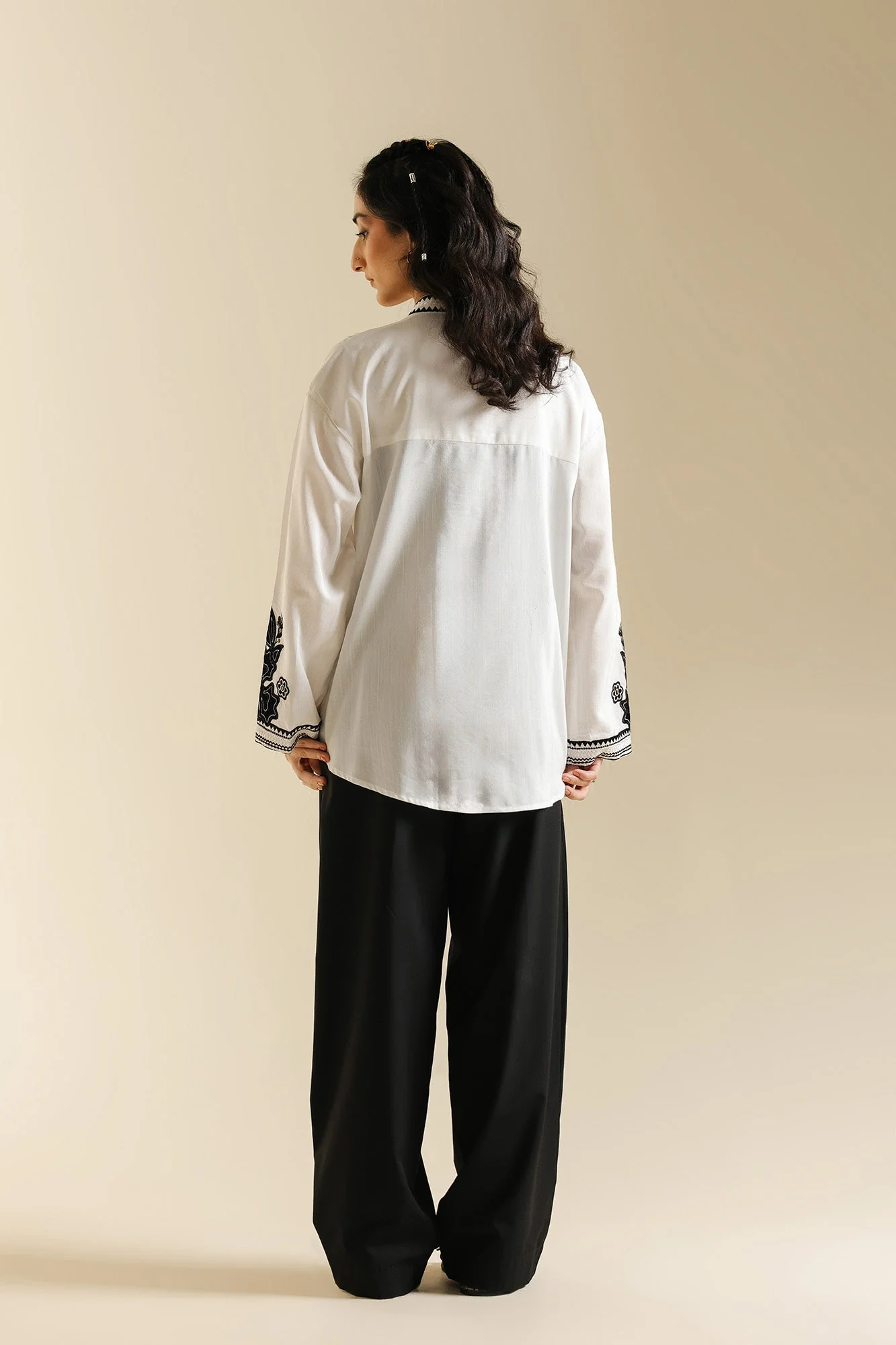 TOP (E0609/119/001) - Image 4