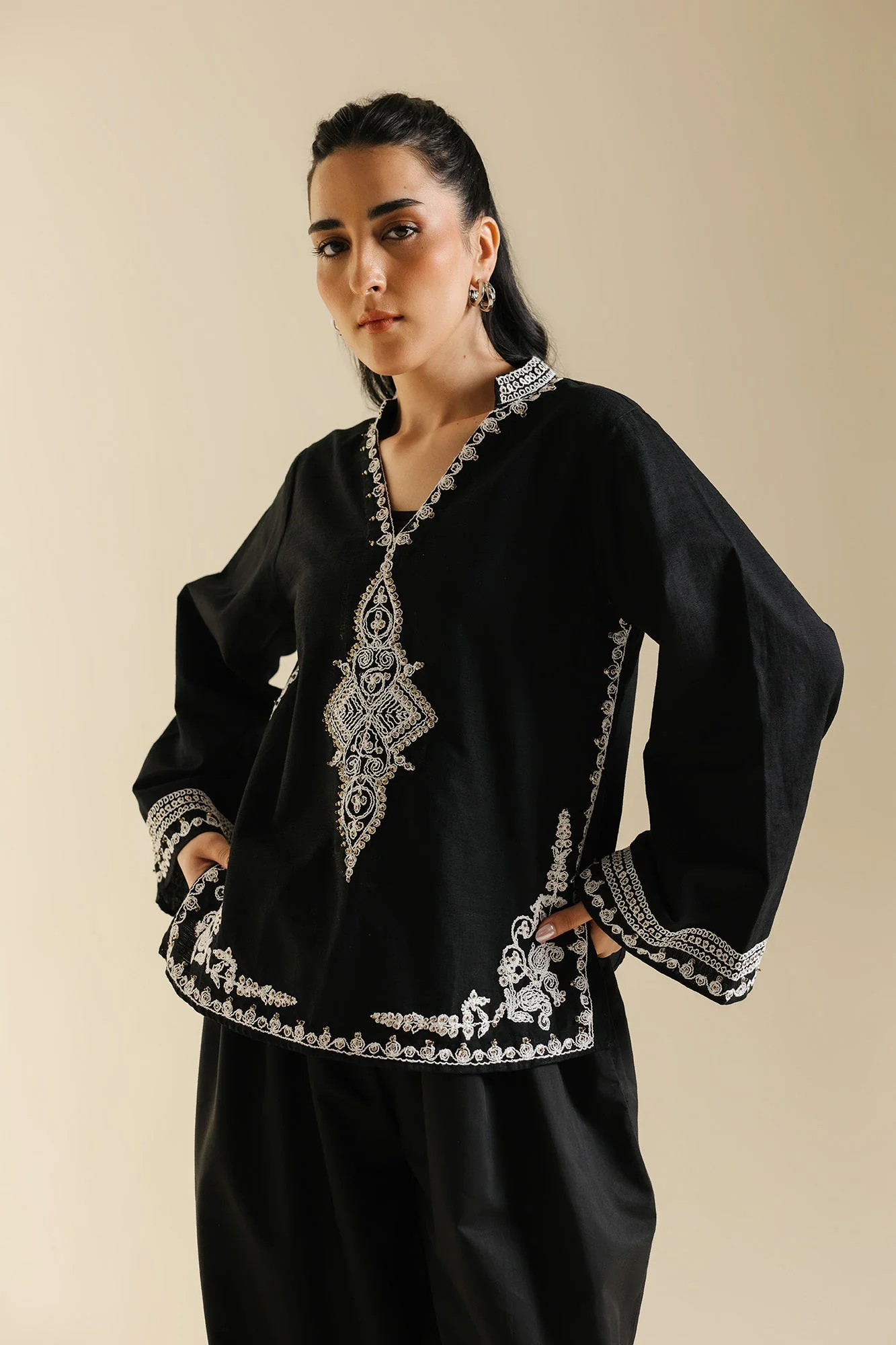TOP (E0629/119/901) - Image 10