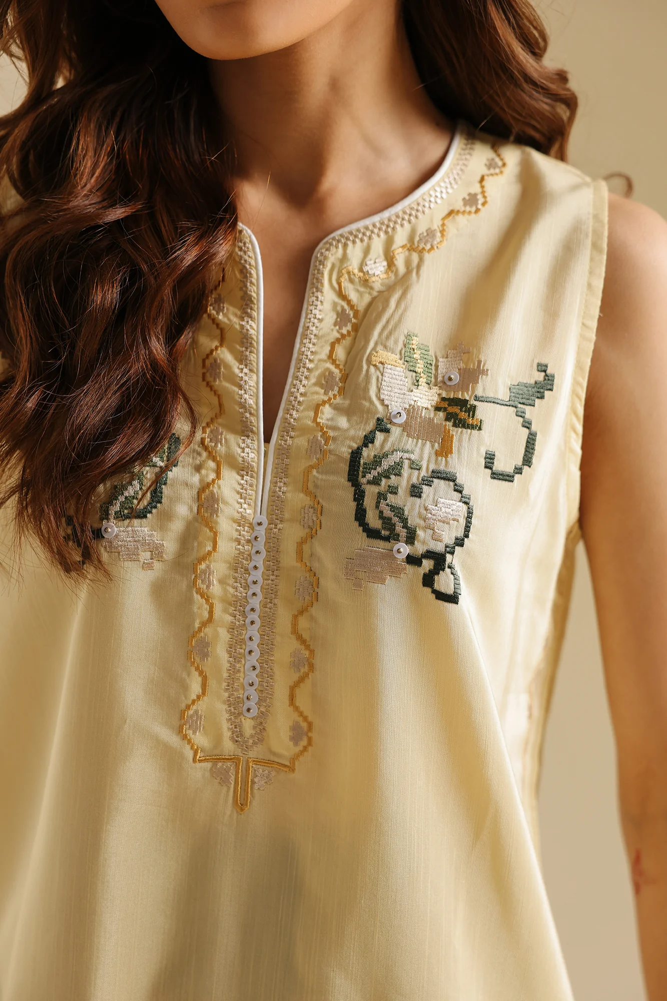 KURTI (E0760/119/226) - Image 6