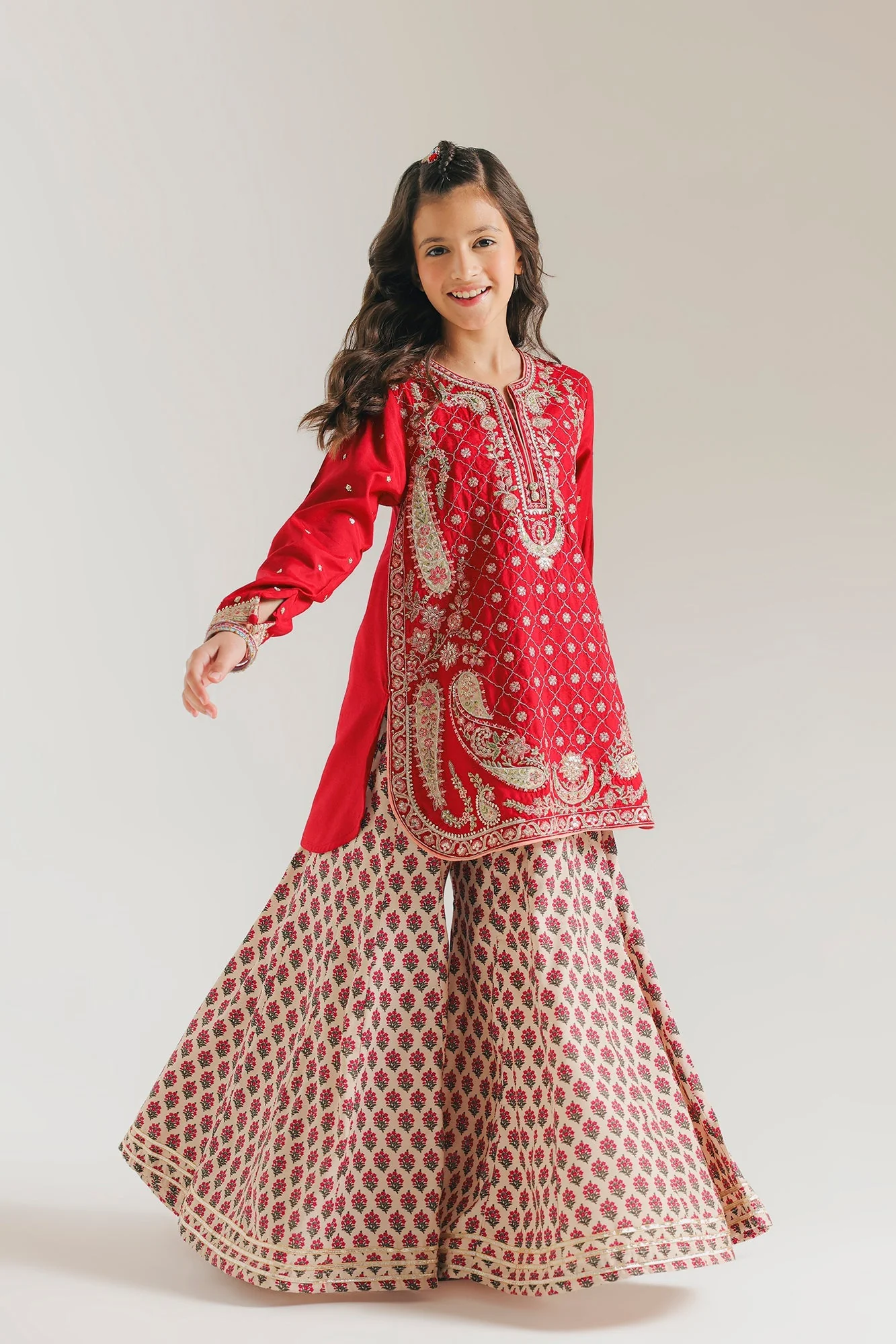 EMBROIDERED SUIT (E0807/404/301)
