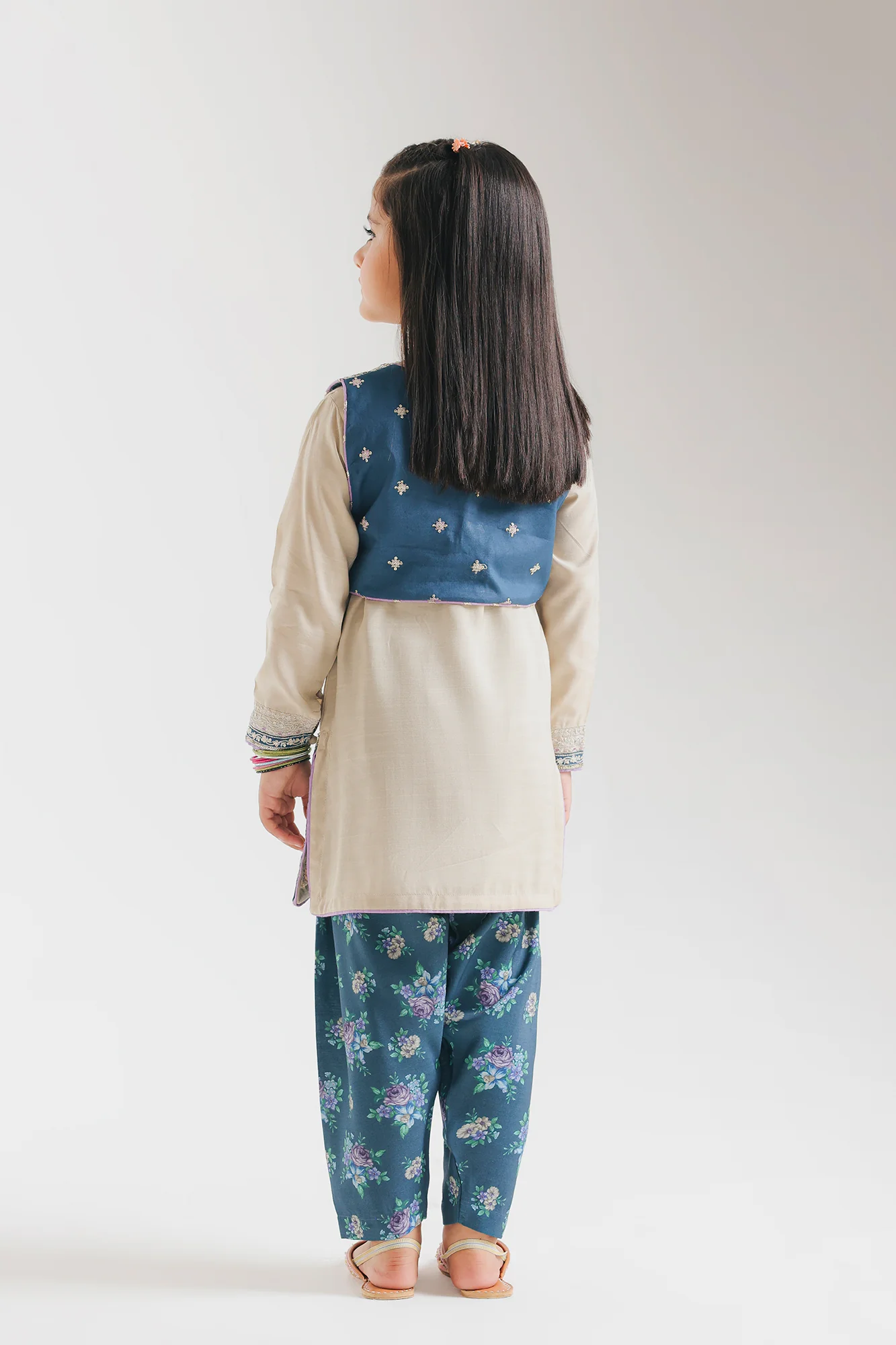 EMBROIDERED SUIT (E0833/404/226) - Image 4