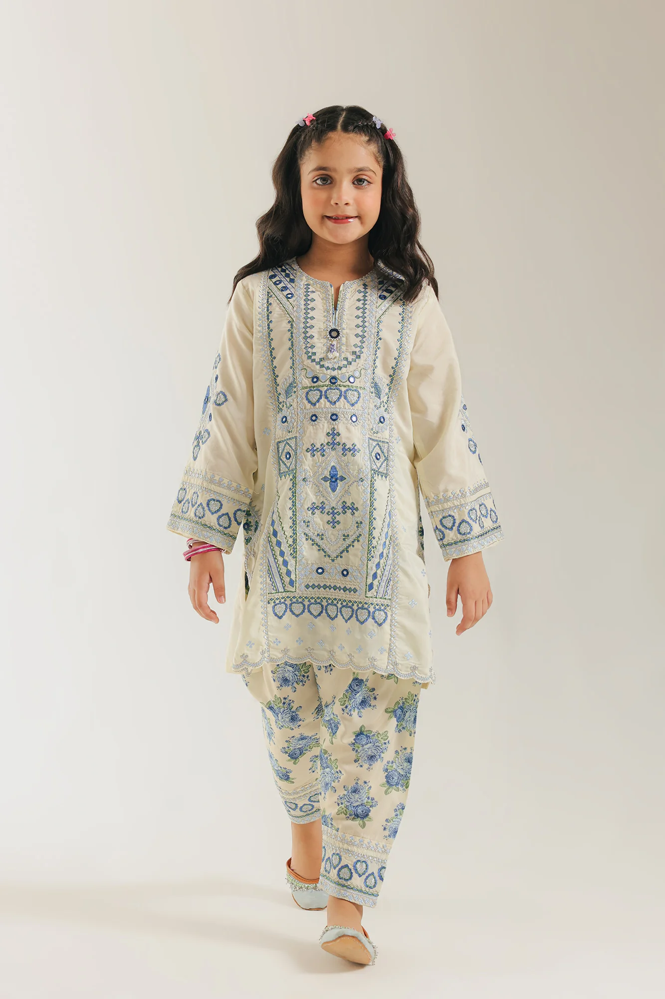 EMBROIDERED SUIT (E0850/404/005) - Image 3