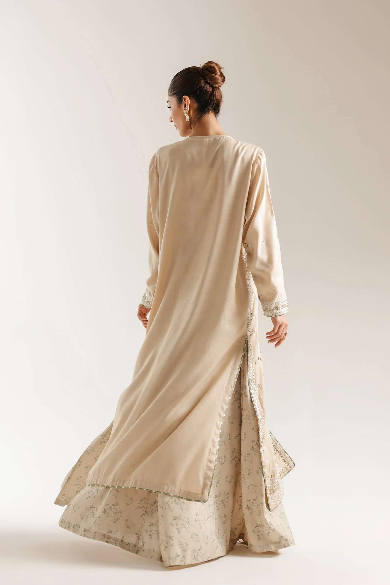 EMBROIDERED SUIT (E0961/104/006) - Image 3