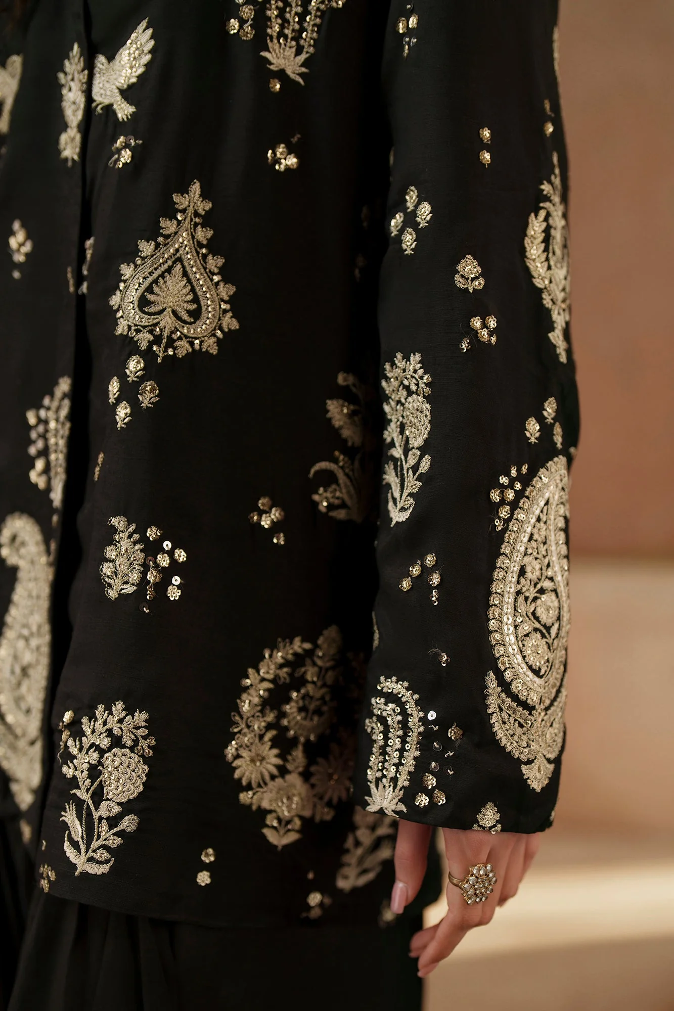 EMBROIDERED SUIT (E1043/104/902) - Image 7