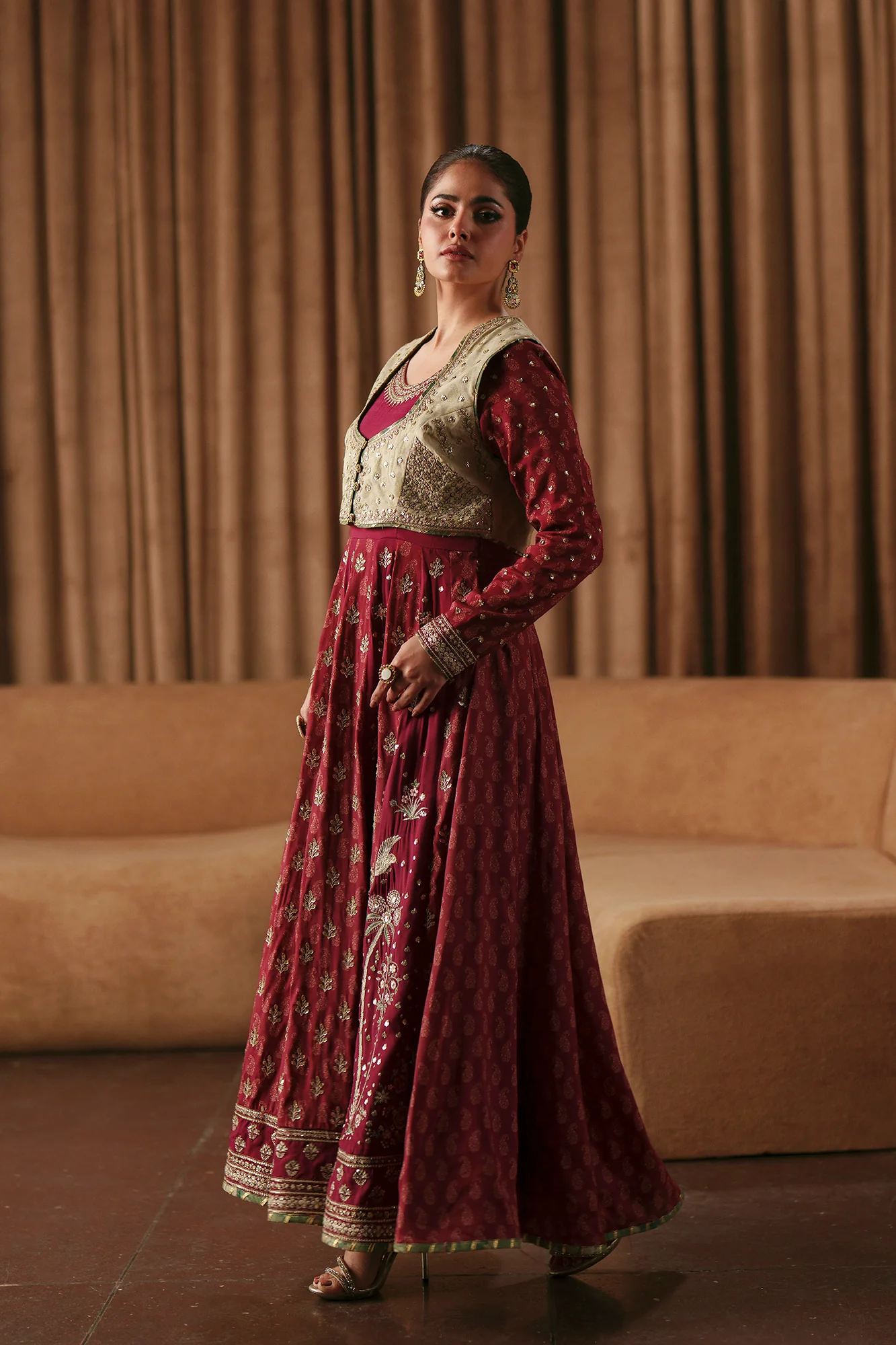 EMBROIDERED SUIT (E1045/104/306) - Image 3