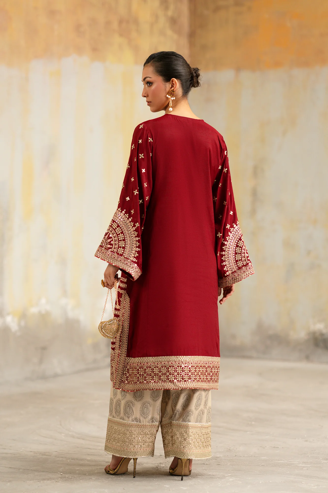EMBROIDERED SUIT (E1070/104/305) - Image 4