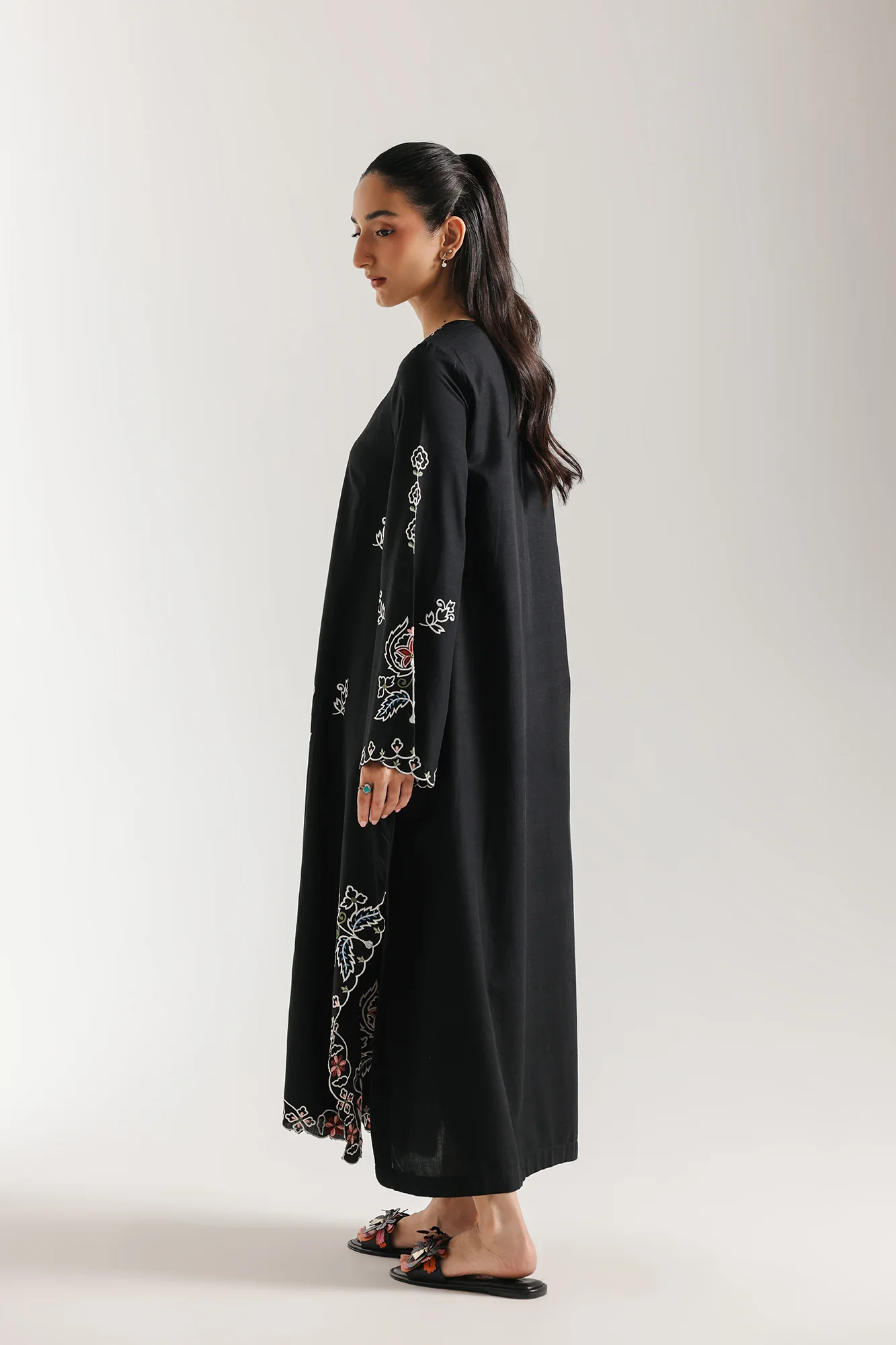 EMBROIDERED DRESS (E7542/102/902) - Image 3
