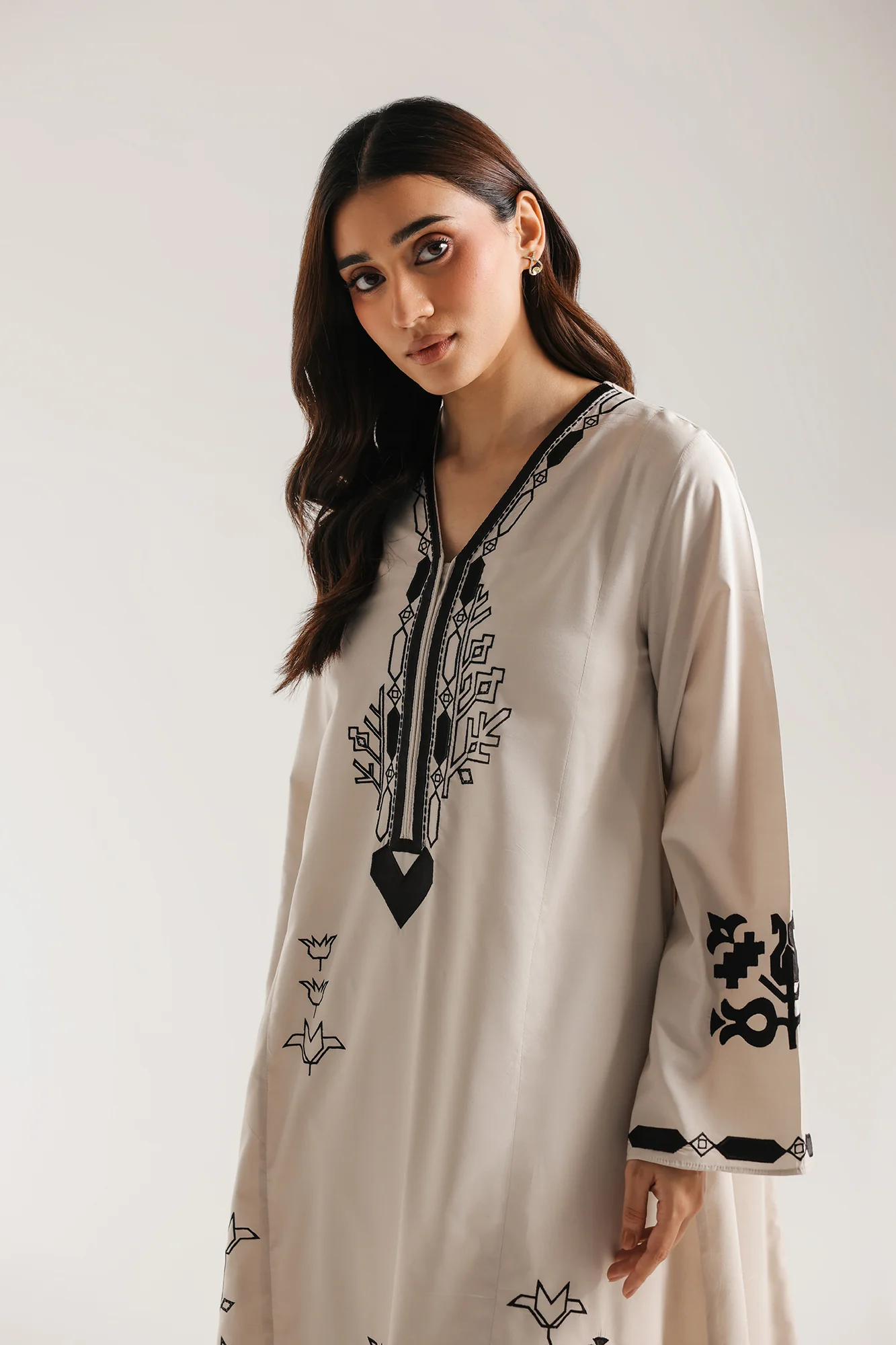 EMBROIDERED SHIRT (E7812/102/006) - Image 5