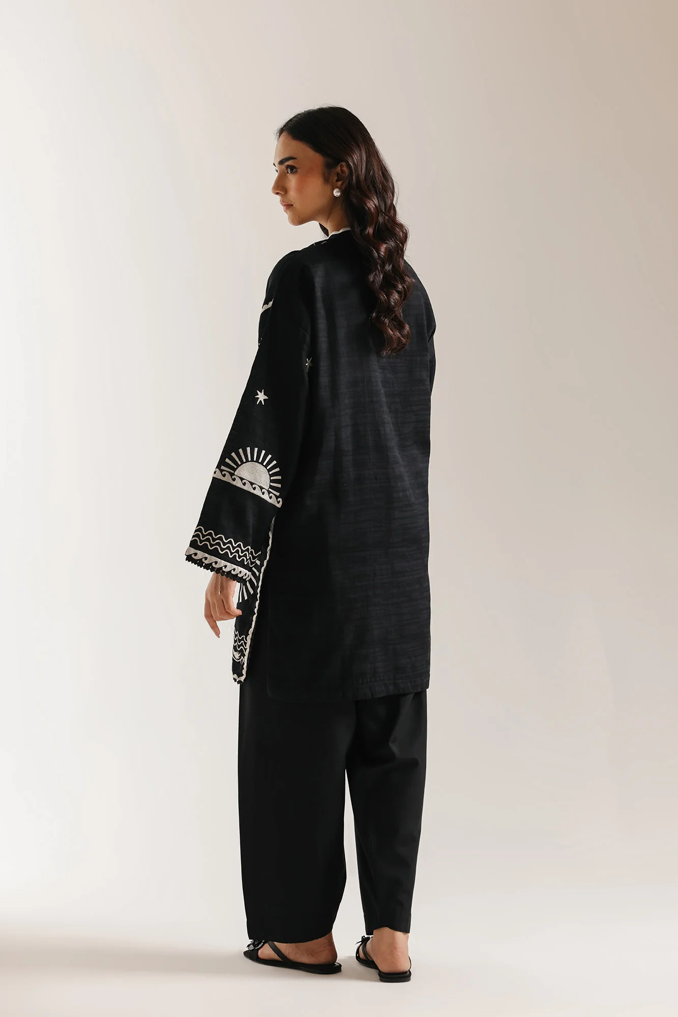 EMBROIDERED SHIRT (E7571/102/901) - Image 4