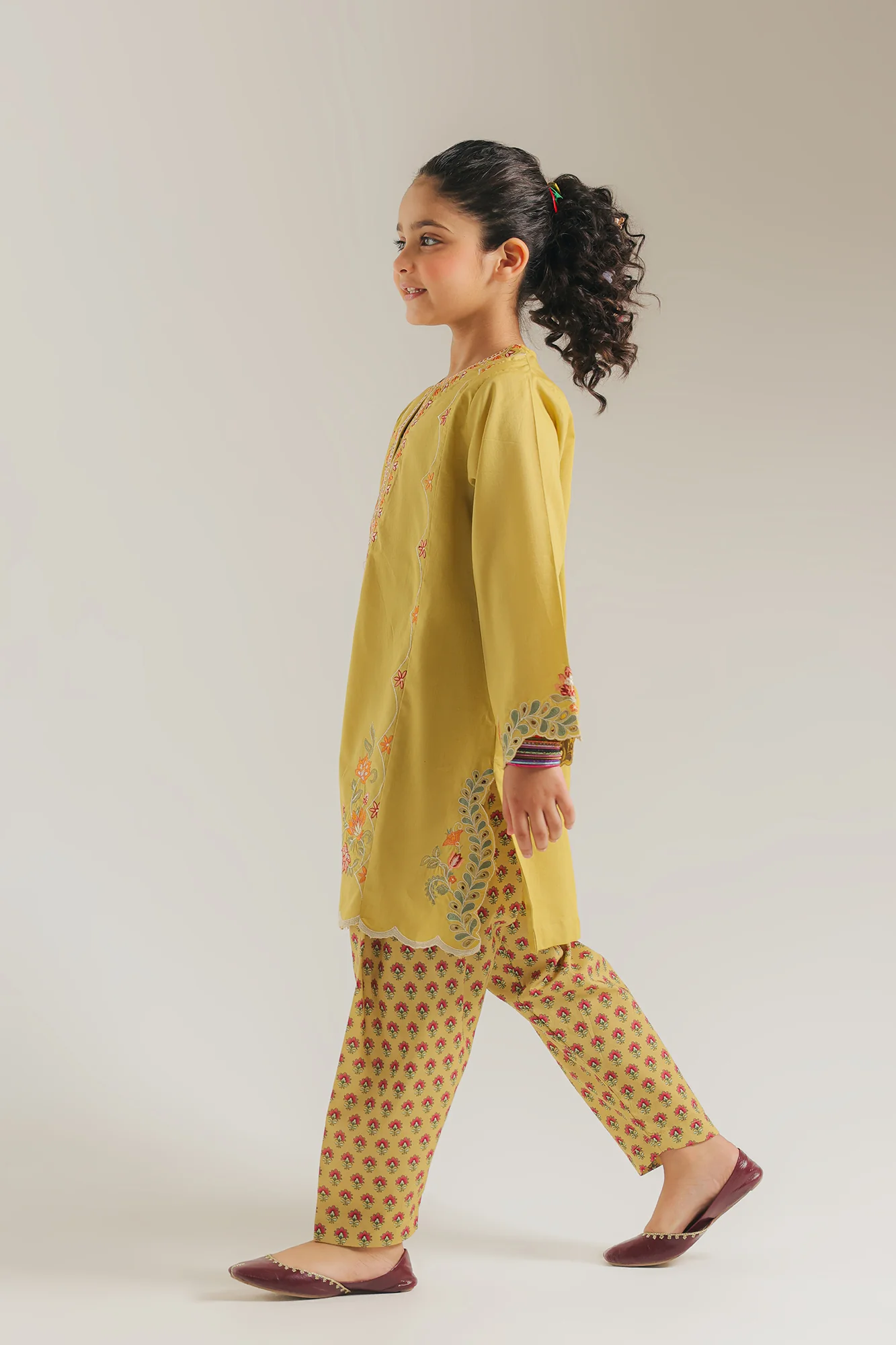 EMBROIDERED SUIT (E1531/402/113 E1531/302/113) - Image 3