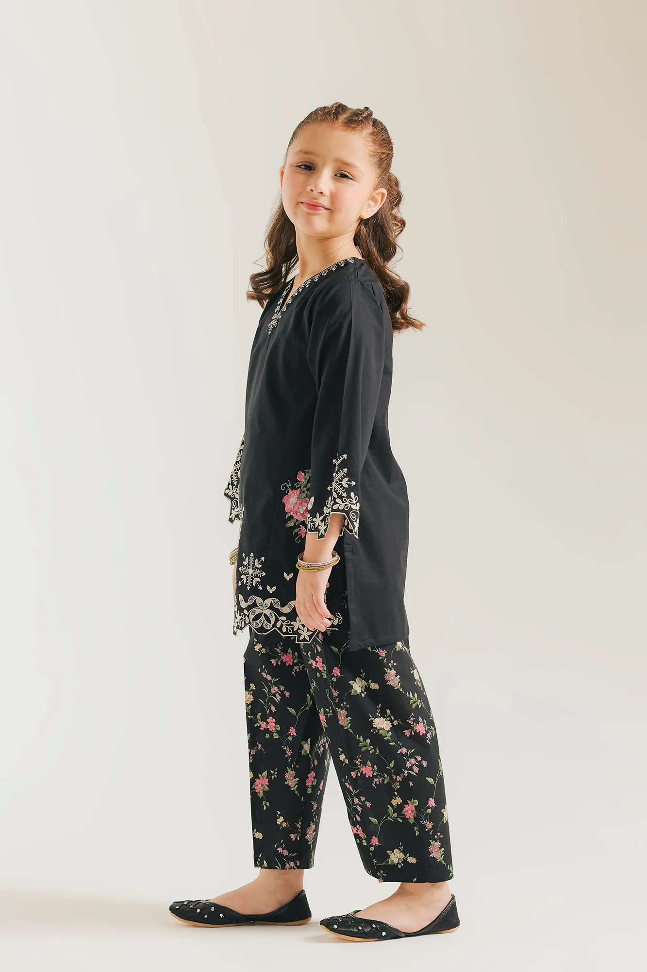 EMBROIDERED SUIT (E1567/402/902 E1567/302/902) - Image 3
