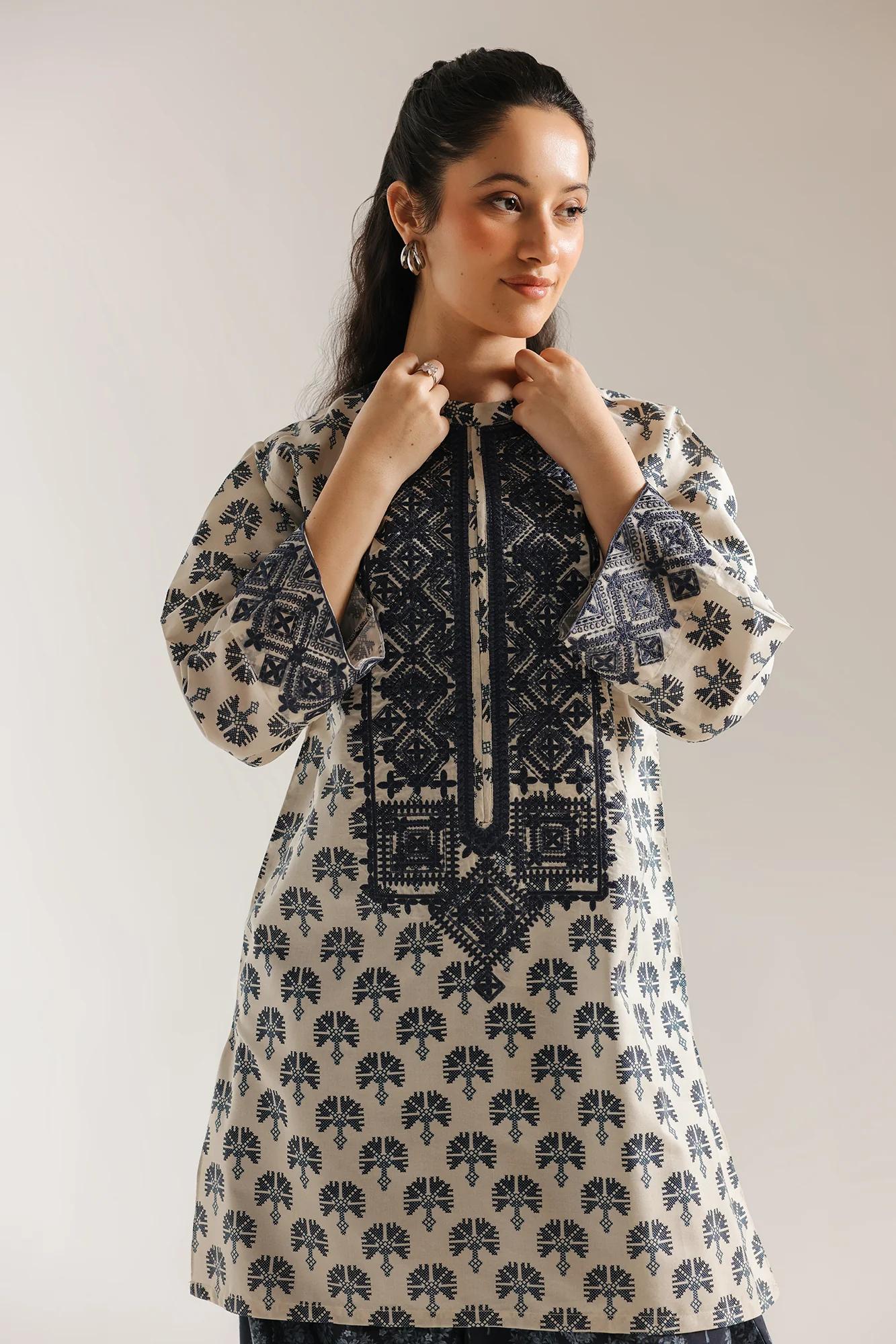 Spring Sale Women Eastern - Up to 50% Off