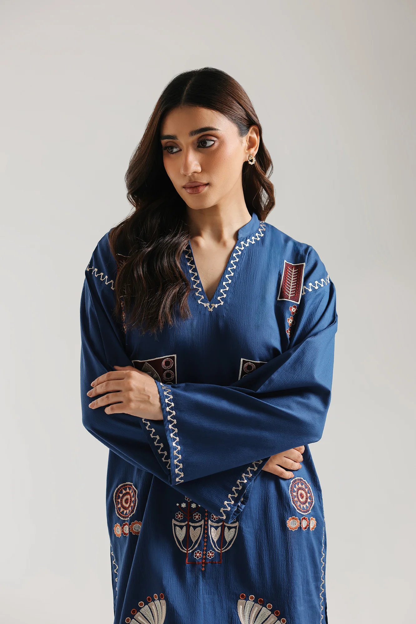 EMBROIDERED SUIT (E7552/102/627) - Image 5