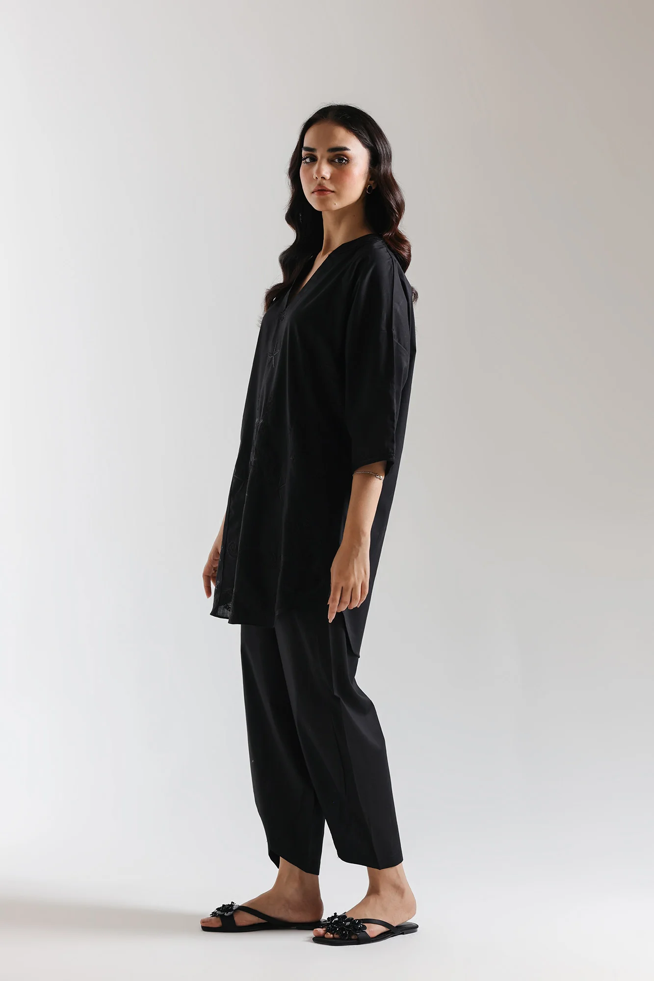 EMBROIDERED SUIT (E7693/102/902) - Image 3