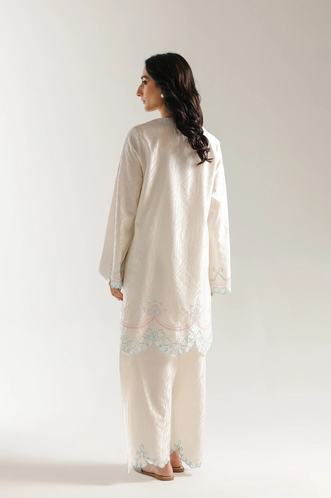 EMBROIDERED SUIT (E7701/102/002) - Image 4