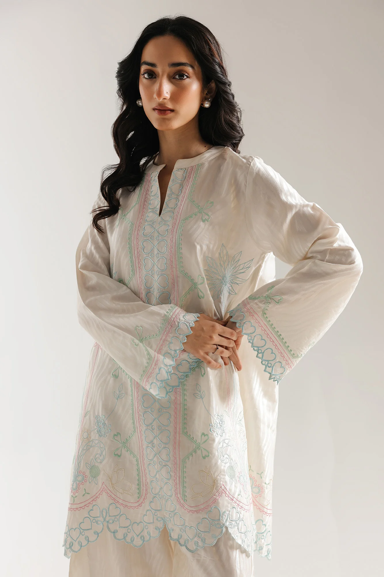 EMBROIDERED SUIT (E7701/102/002) - Image 5