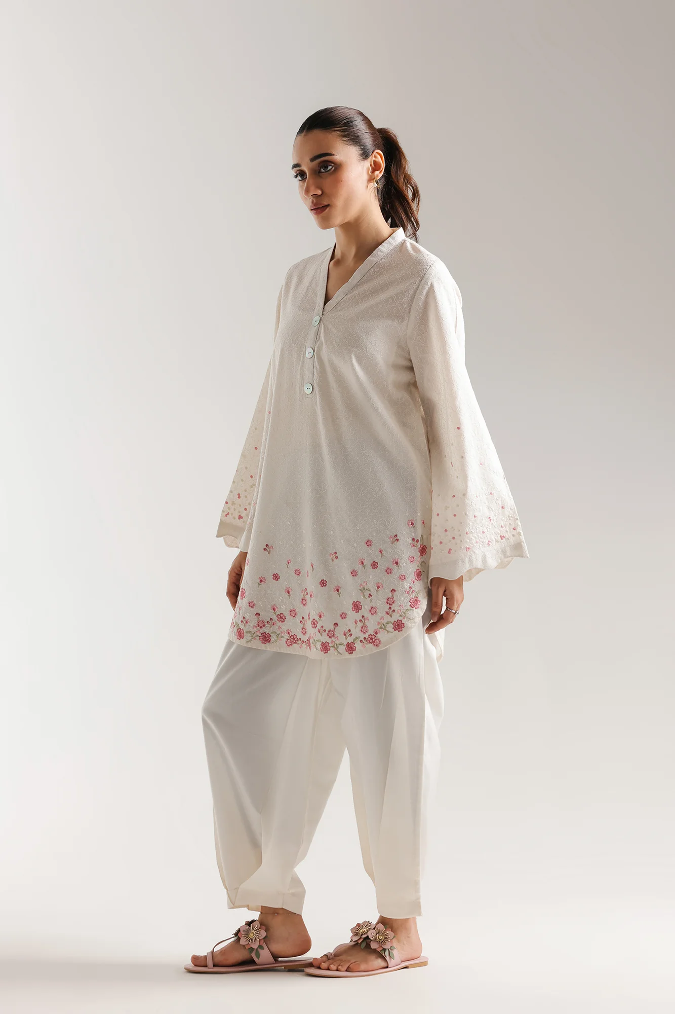 EMBROIDERED SUIT (E7716/102/005) - Image 3
