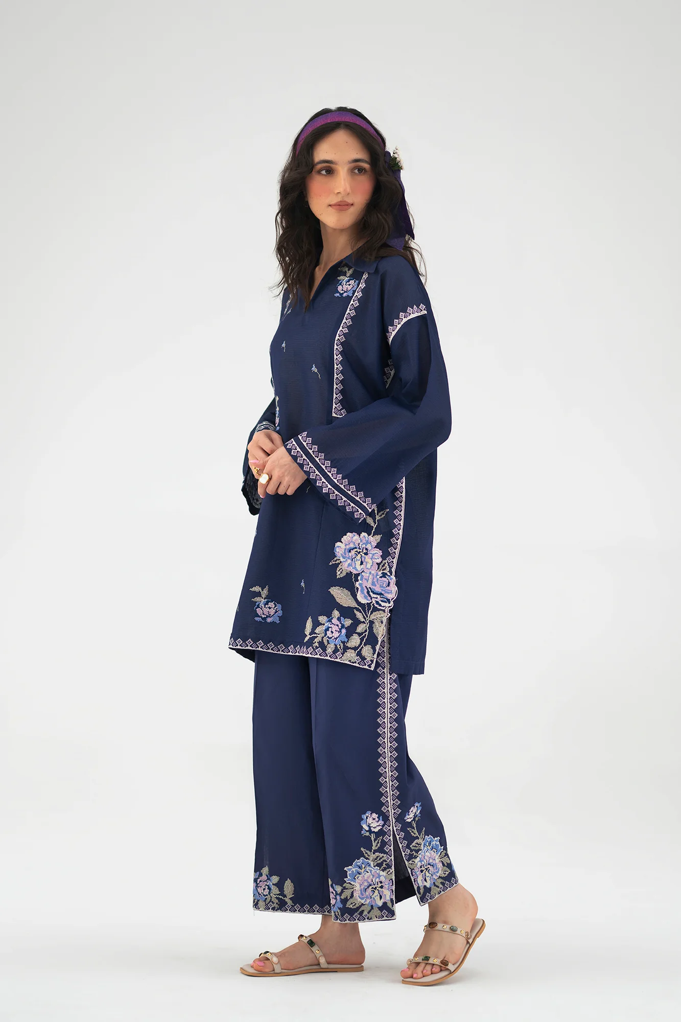 EMBROIDERED SUIT (E7746/102/622) - Image 3