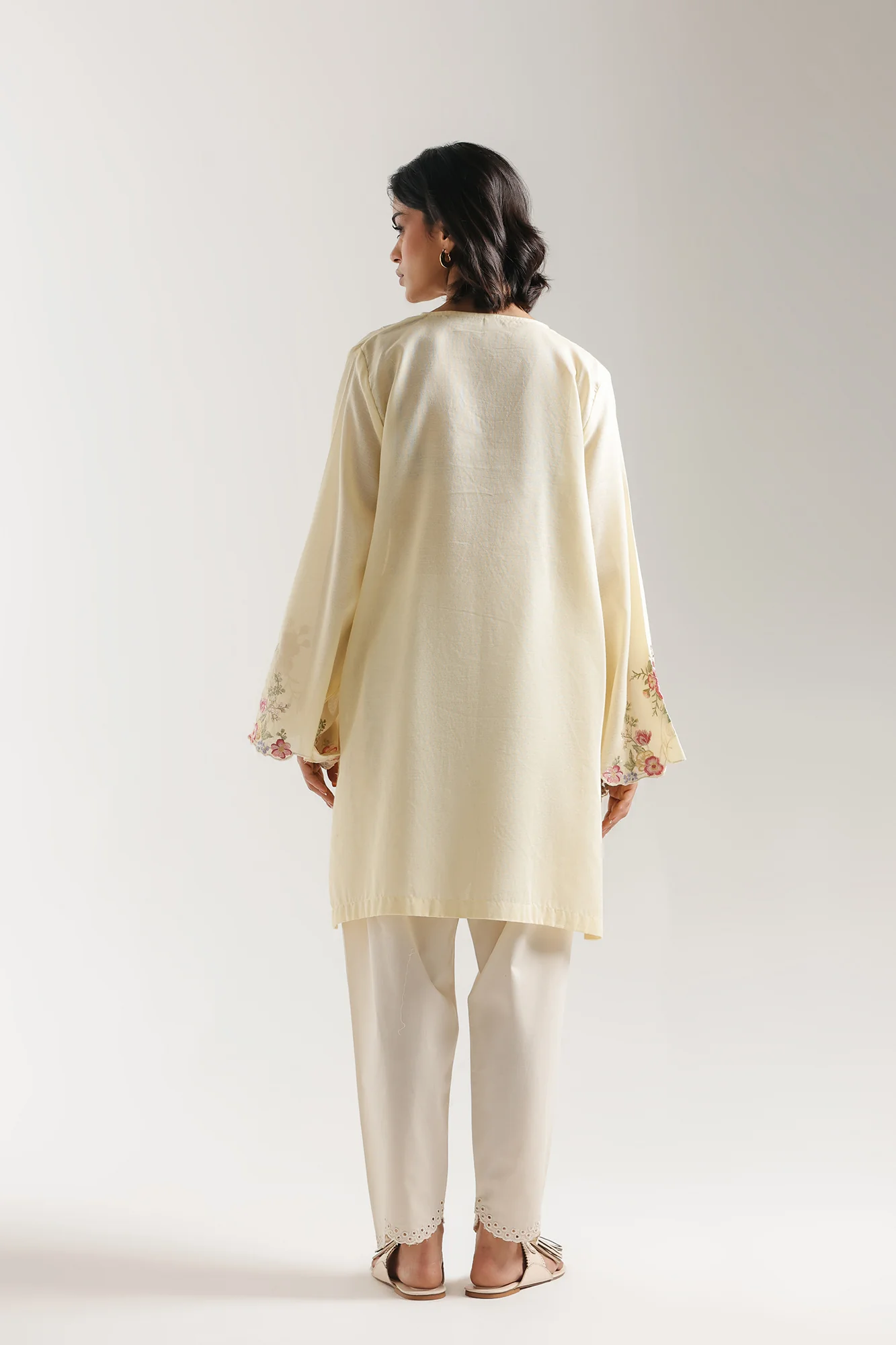 EMBROIDERED SUIT (E7747/102/115) - Image 4