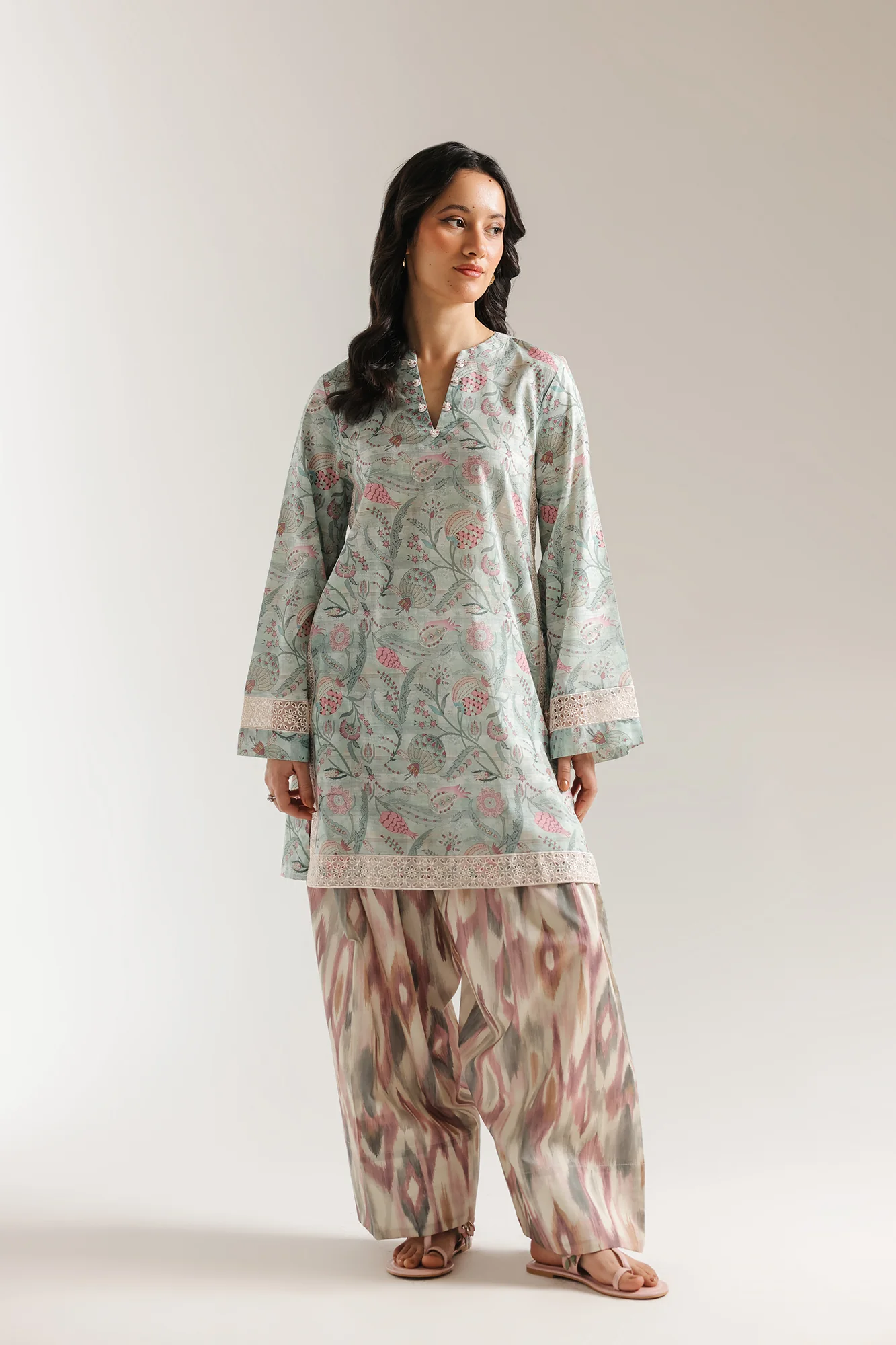 EMBROIDERED SUIT (E7753/102/721) - Image 2