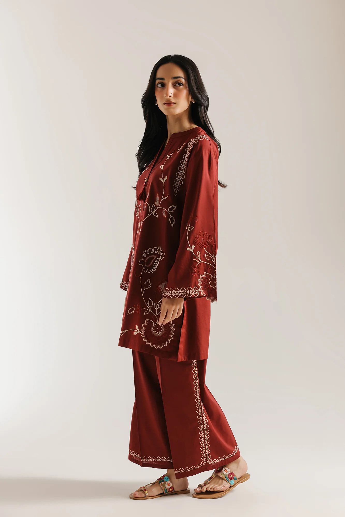 EMBROIDERED SUIT (E7788/102/319) - Image 3