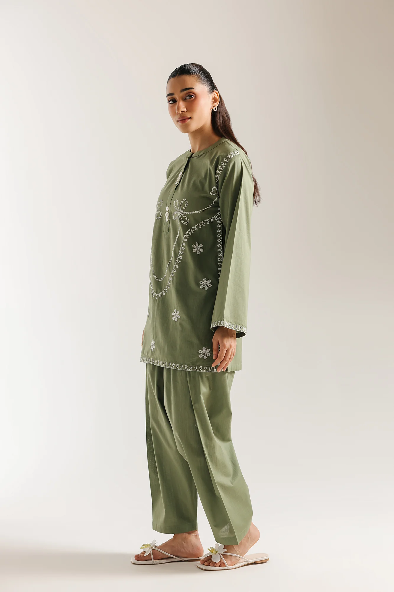 EMBROIDERED SUIT (E7789/102/122) - Image 3
