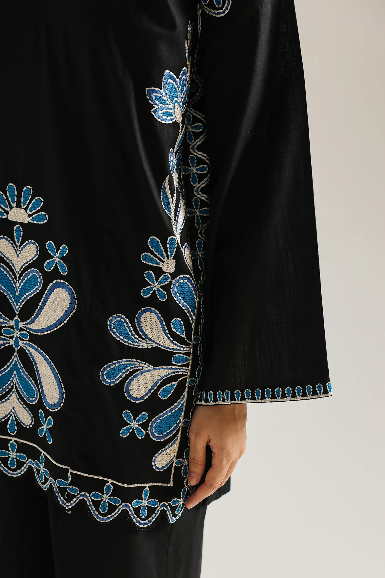 EMBROIDERED SUIT (E7792/102/902) - Image 6