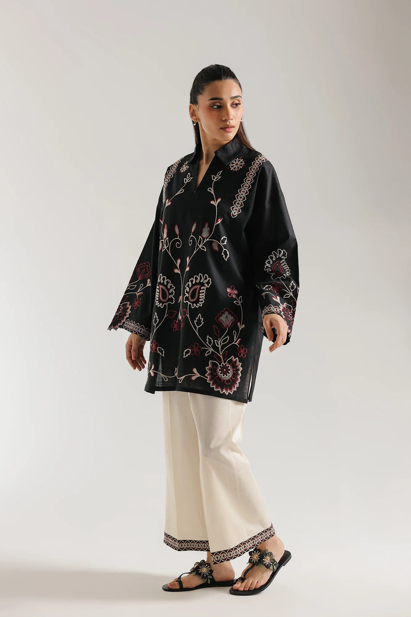 EMBROIDERED SUIT (E7813/102/901) - Image 3
