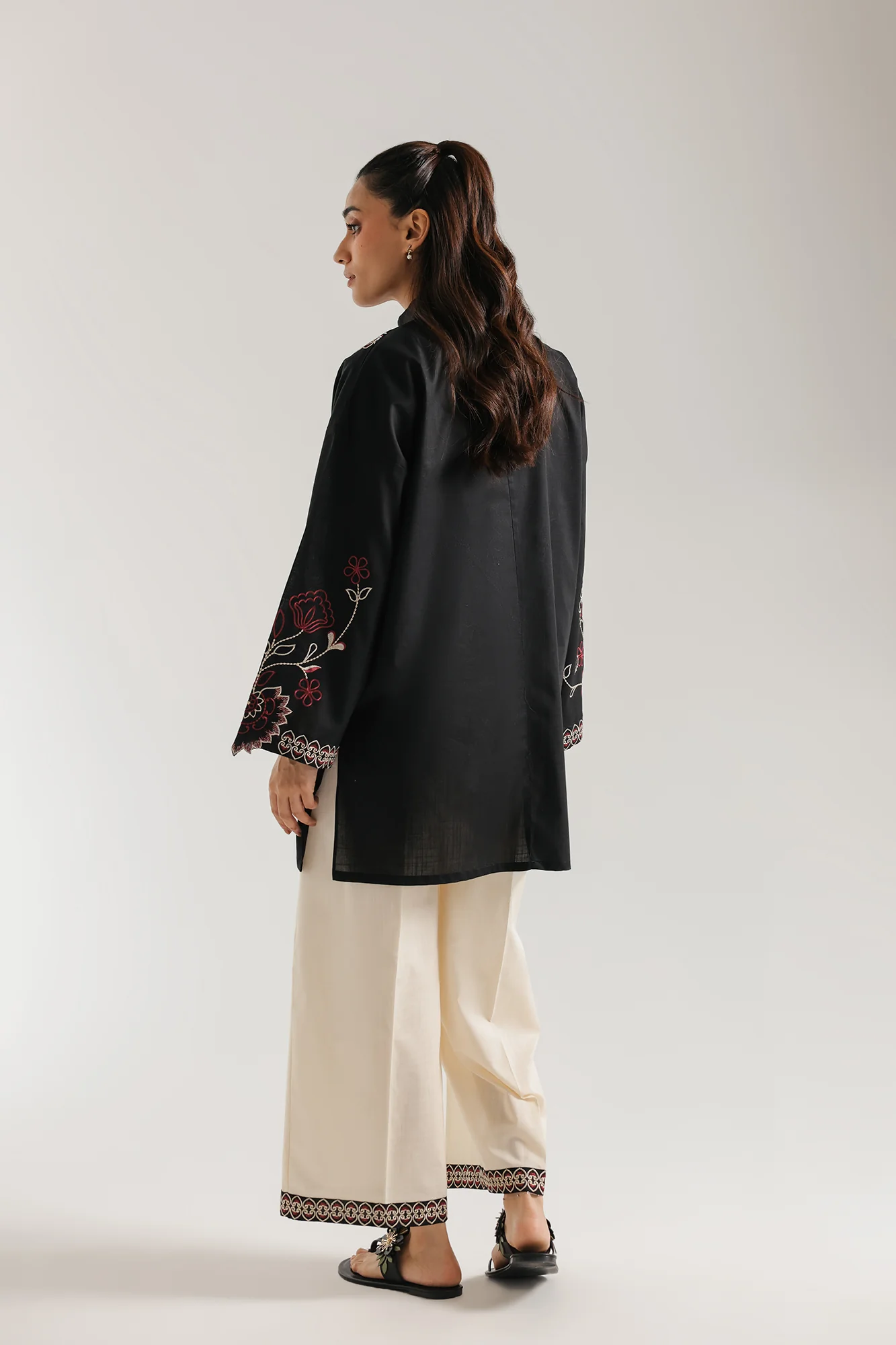 EMBROIDERED SUIT (E7813/102/901) - Image 4