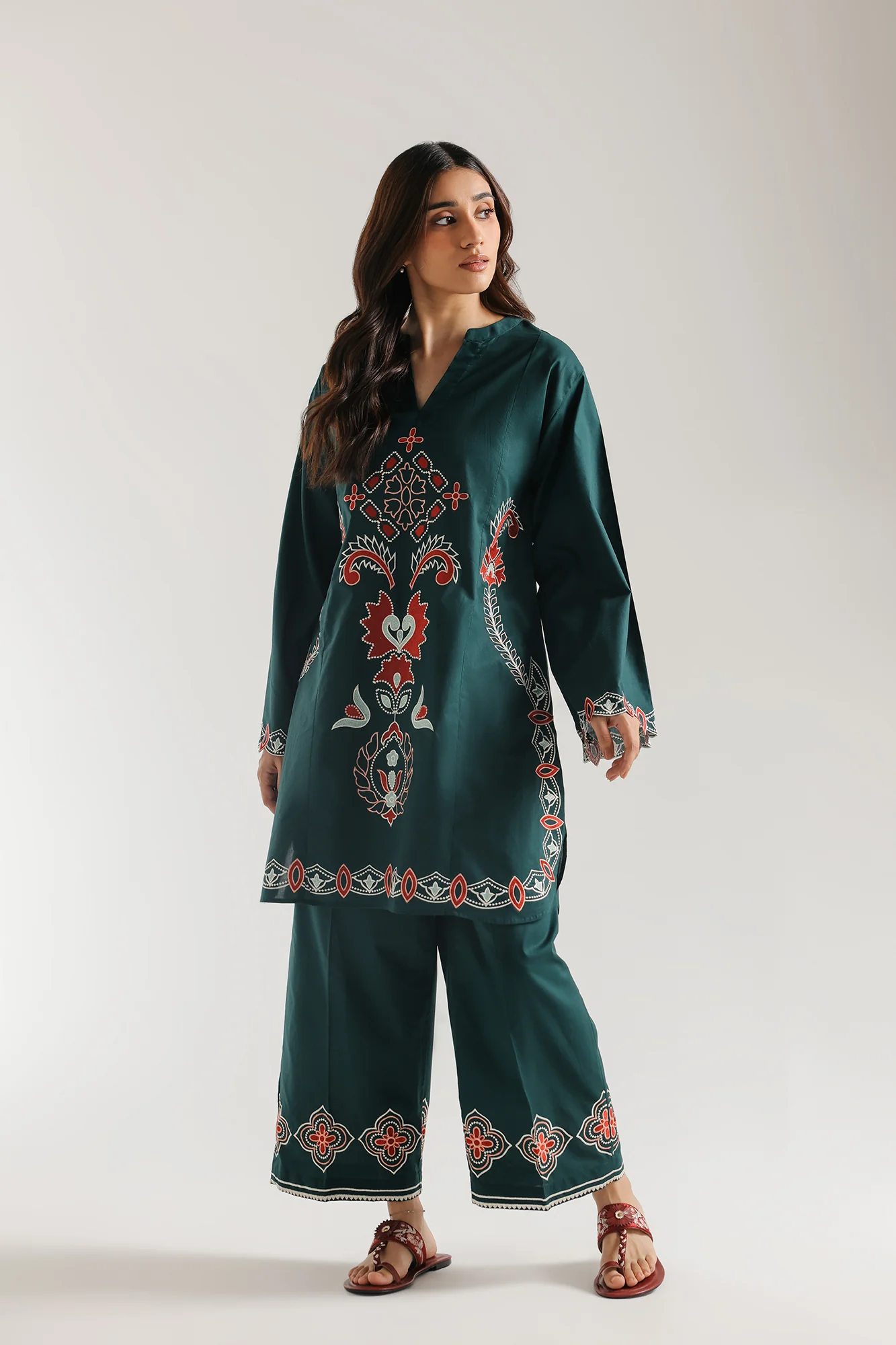 EMBROIDERED SUIT (E7826/102/704) - Image 2