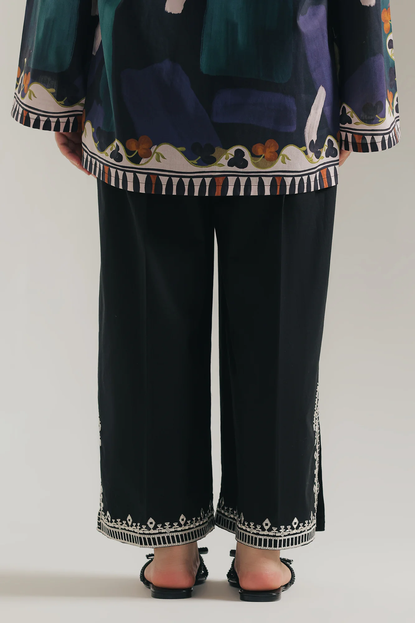 EMBROIDERED TROUSER (E7662/102/901) - Image 3