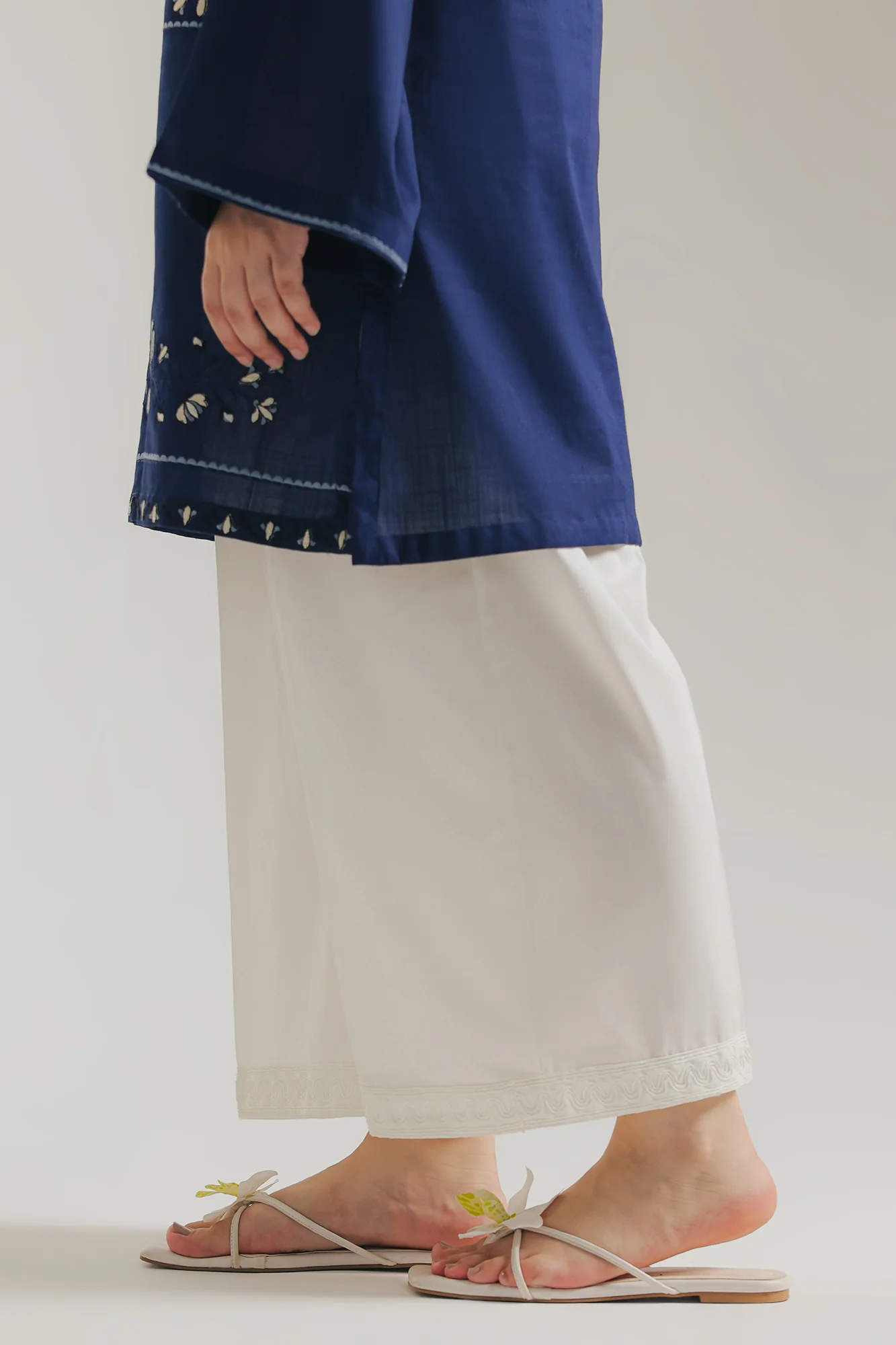 TROUSER (E7667/102/001) - Image 4