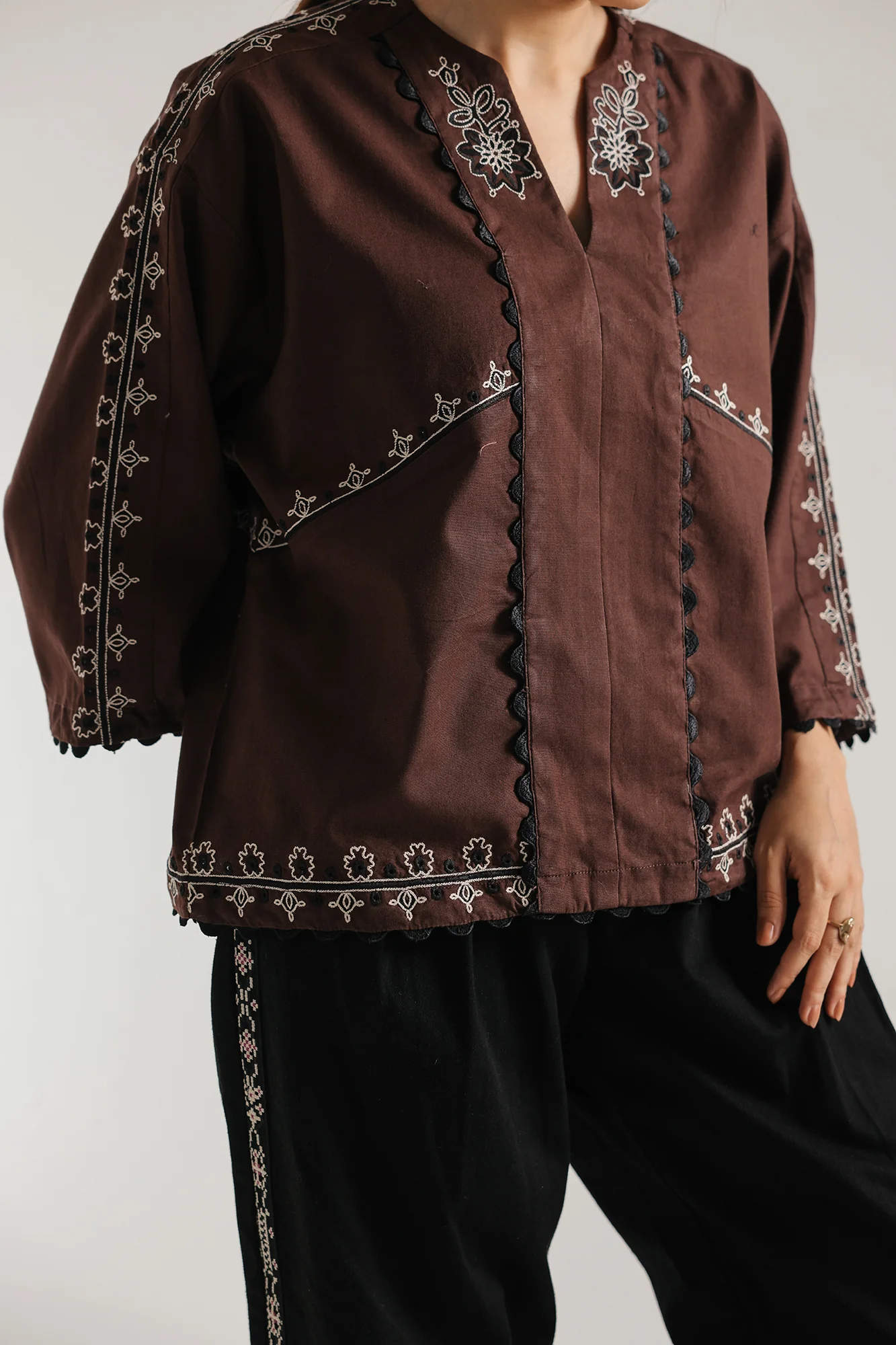 EMBROIDERED TOP (E1136/101/802) - Image 6