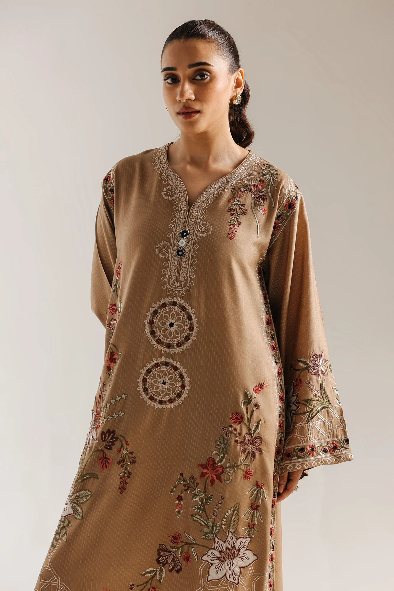 EMBROIDERED KAFTAN (E3768/103/113) - Image 4