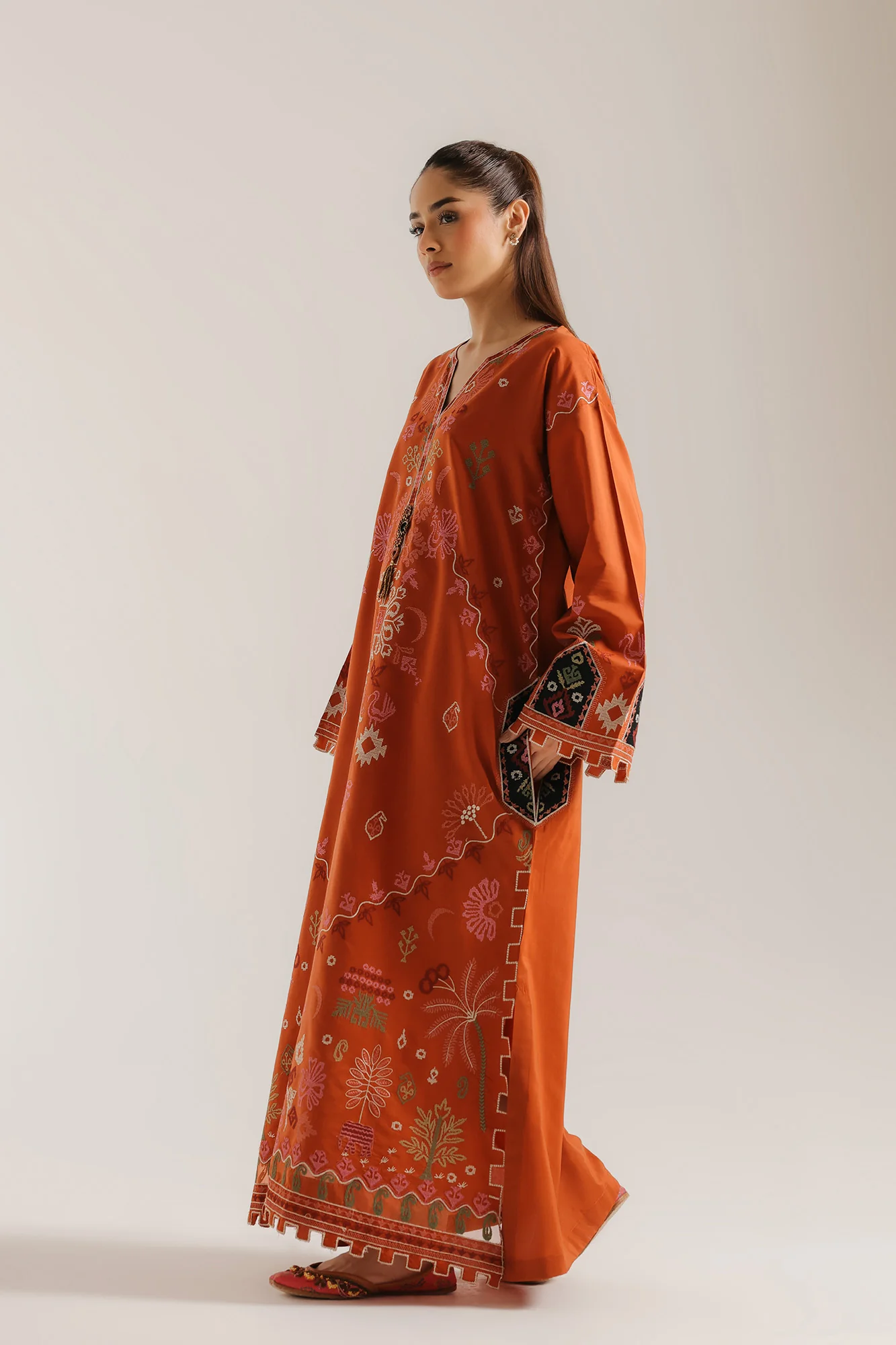 EMBROIDERED KAFTAN (E4313/103/210) - Image 2